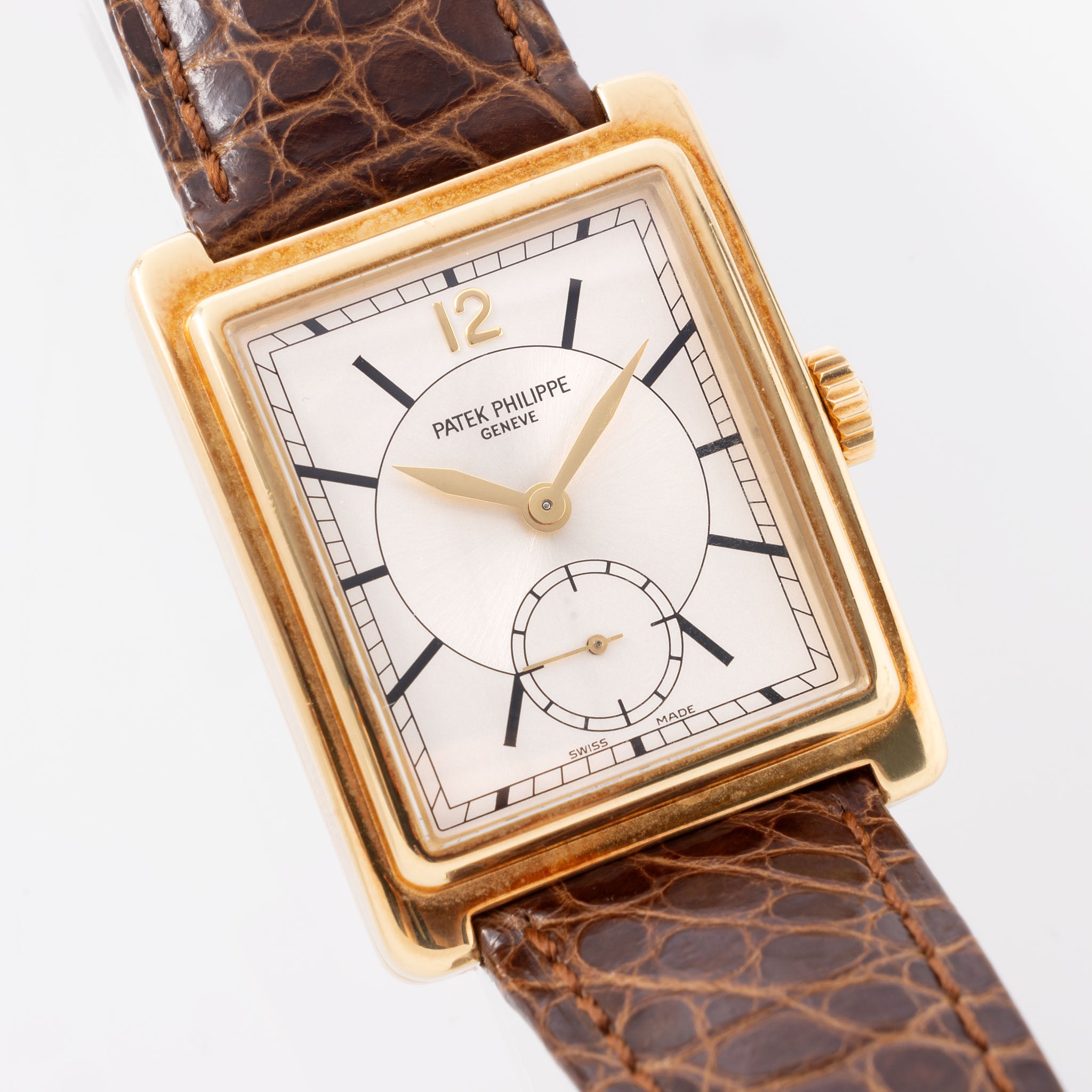 Patek Philippe Gondolo in 18k Yellow Gold Ref. 5010J with Original Certificate of Origin