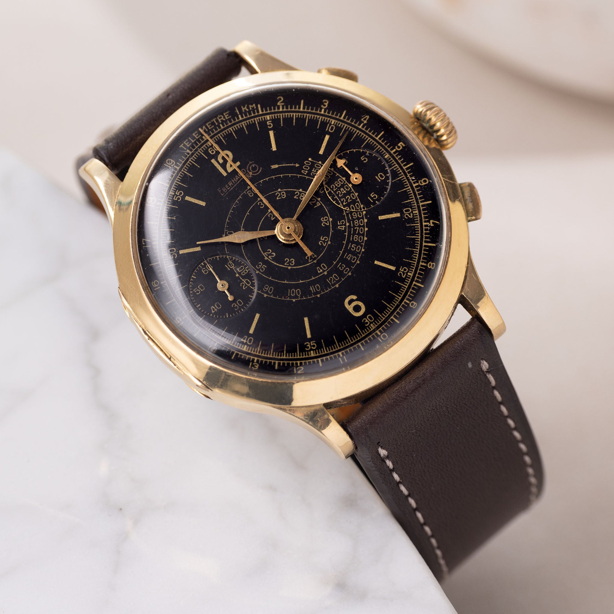 Eberhard & Co. Chronograph "Pré Extrafort" Black Dial in 18k Yellow Gold