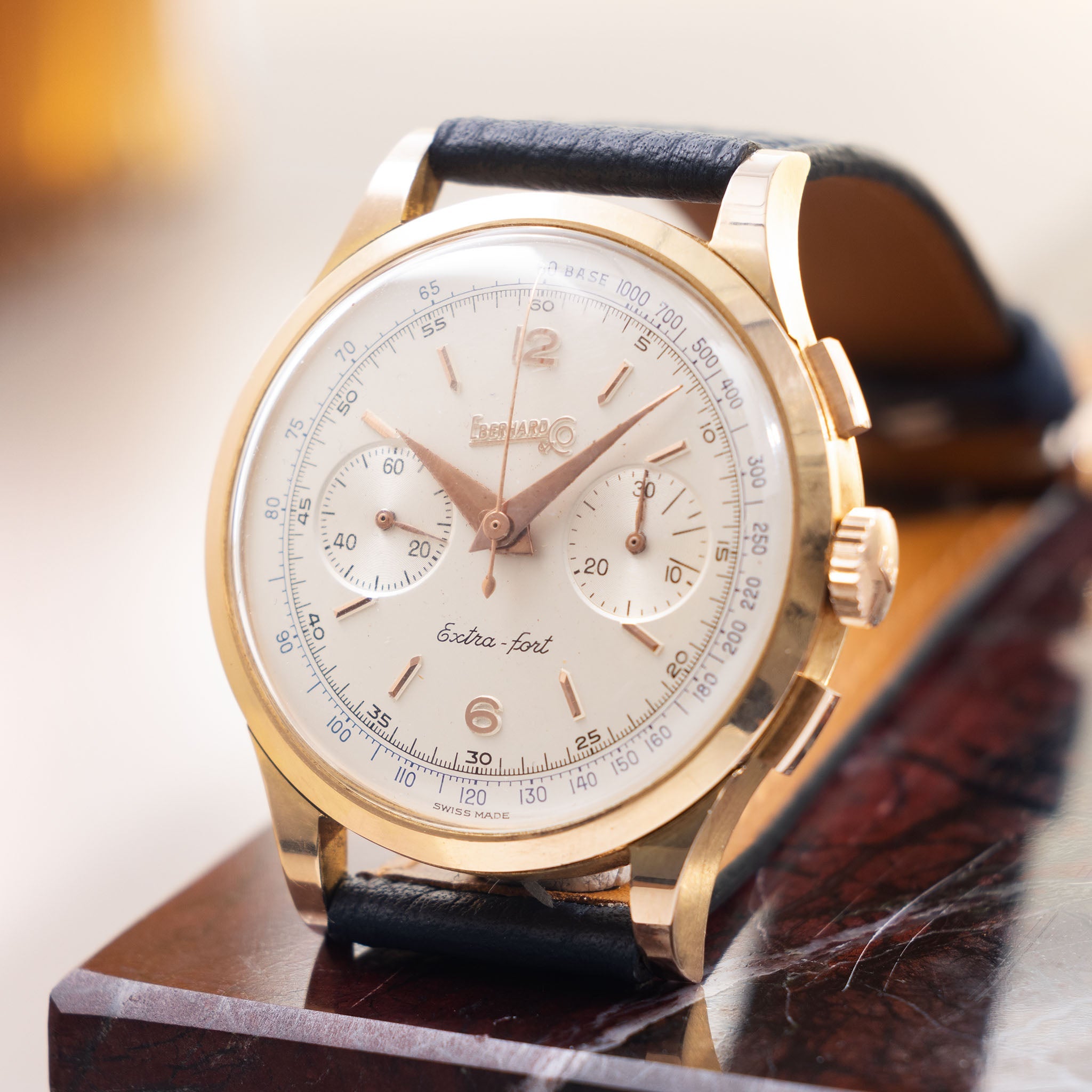 Eberhard & Co fly back Chronograph Extra-fort in 18k rose old Ref 14003 - incoming