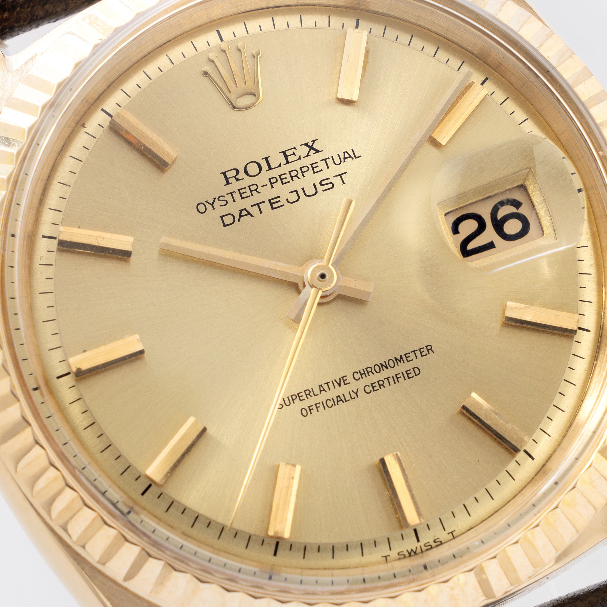 Rolex Datejust ref. 1601/8 Champagne No-Lume Dial in 18K Yellow Gold