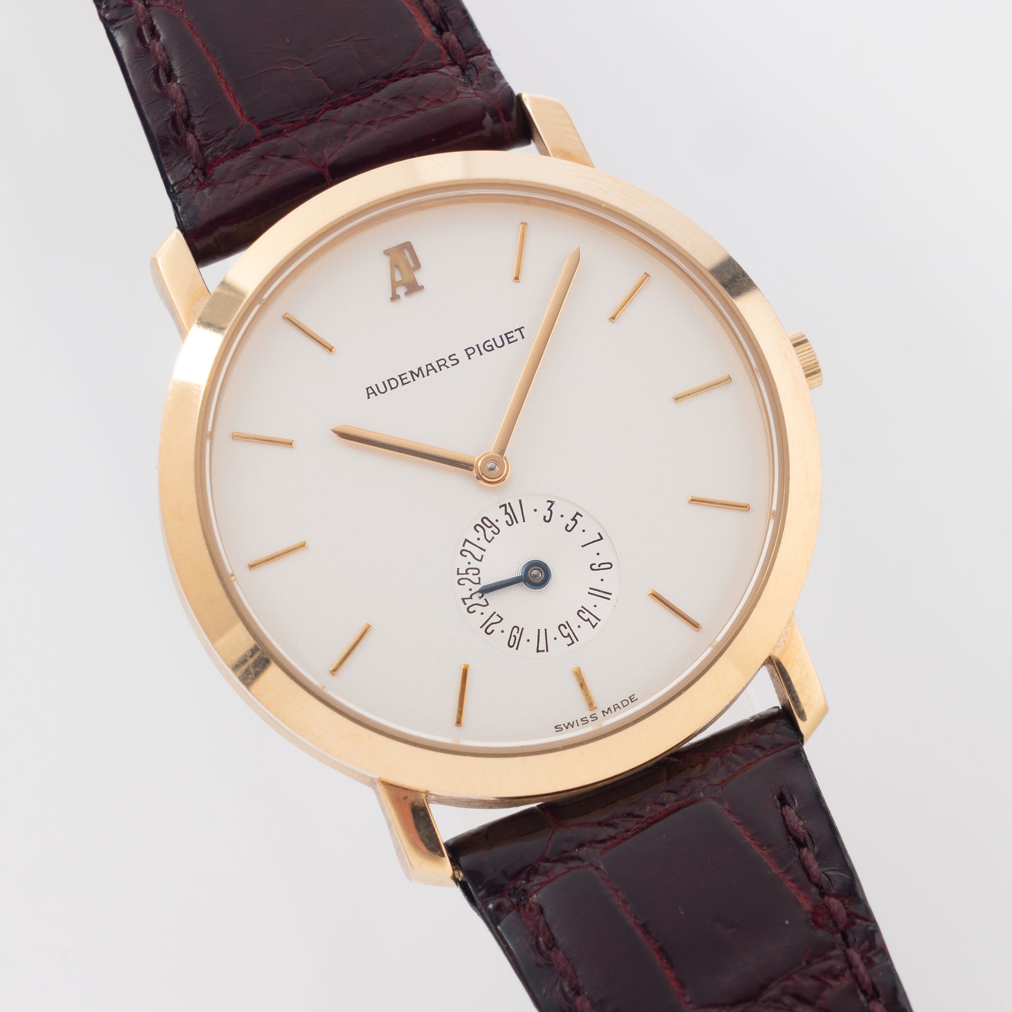 Audemars Piguet "Classique" Dress Watch in 18k Rose Gold