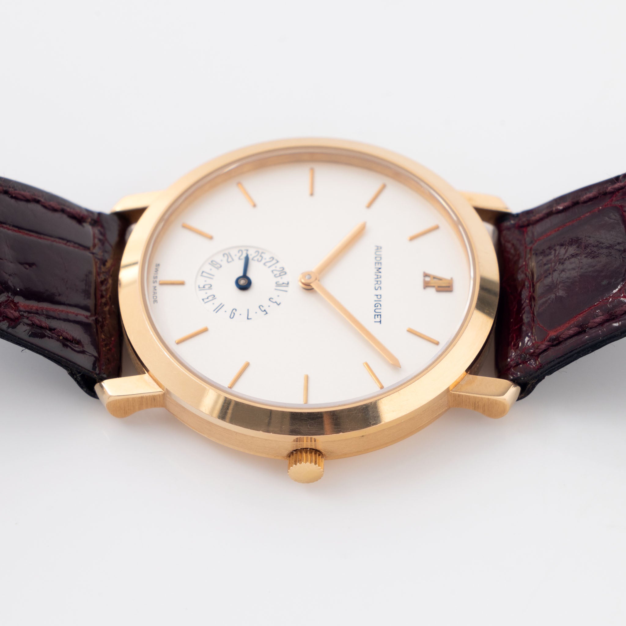 Audemars Piguet "Classique" Dress Watch in 18k Rose Gold