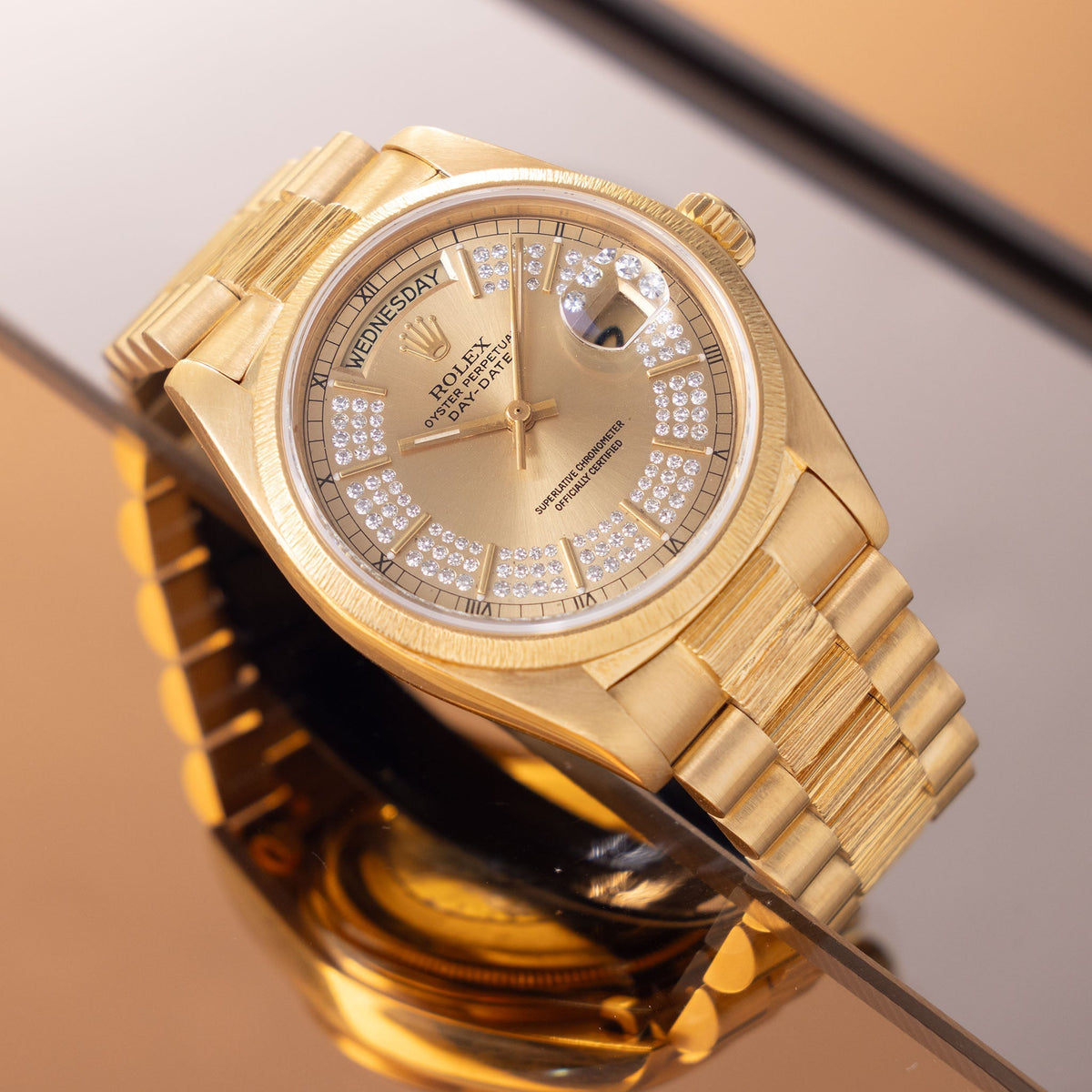 Rolex Day-Date Ref. 18078 Champagne String Diamond Dial with Bark Fini