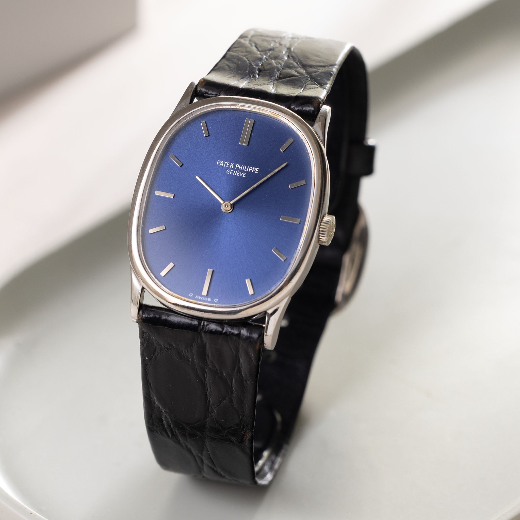 Patek Philippe Golden Ellipse Blue Dial in 18k White Gold ref. 3846G