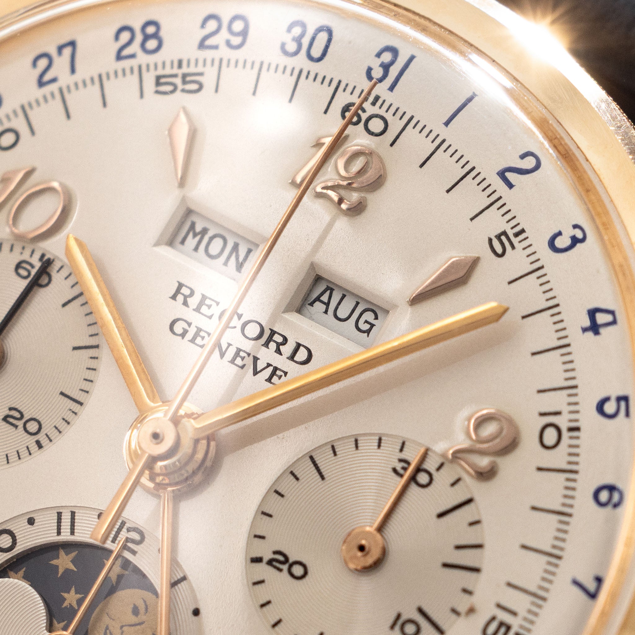 Record Geneve Triple Date Moonphase Chronograph Valjoux 88 in 18 k yellow gold