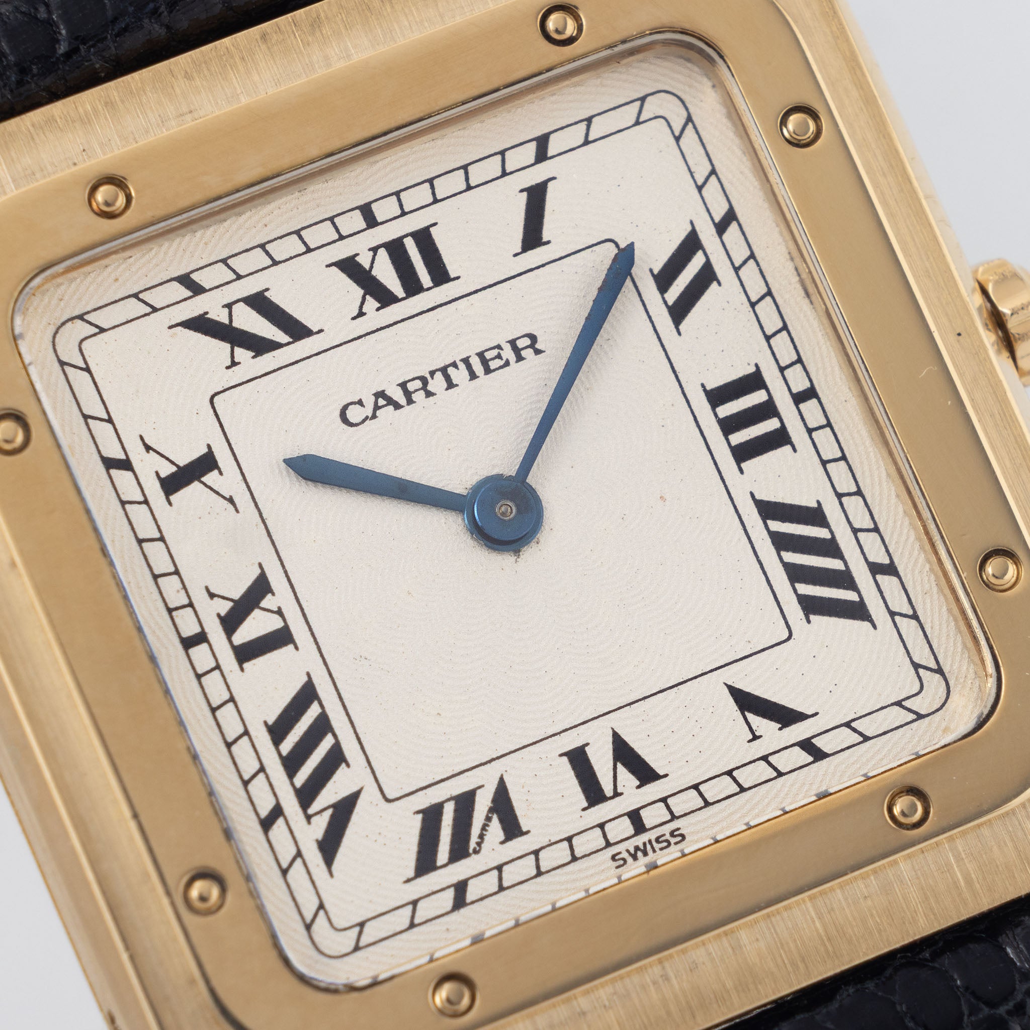 Cartier Tank Louis  ultra thin cream dial ref 96019 in 18 k yellow gold