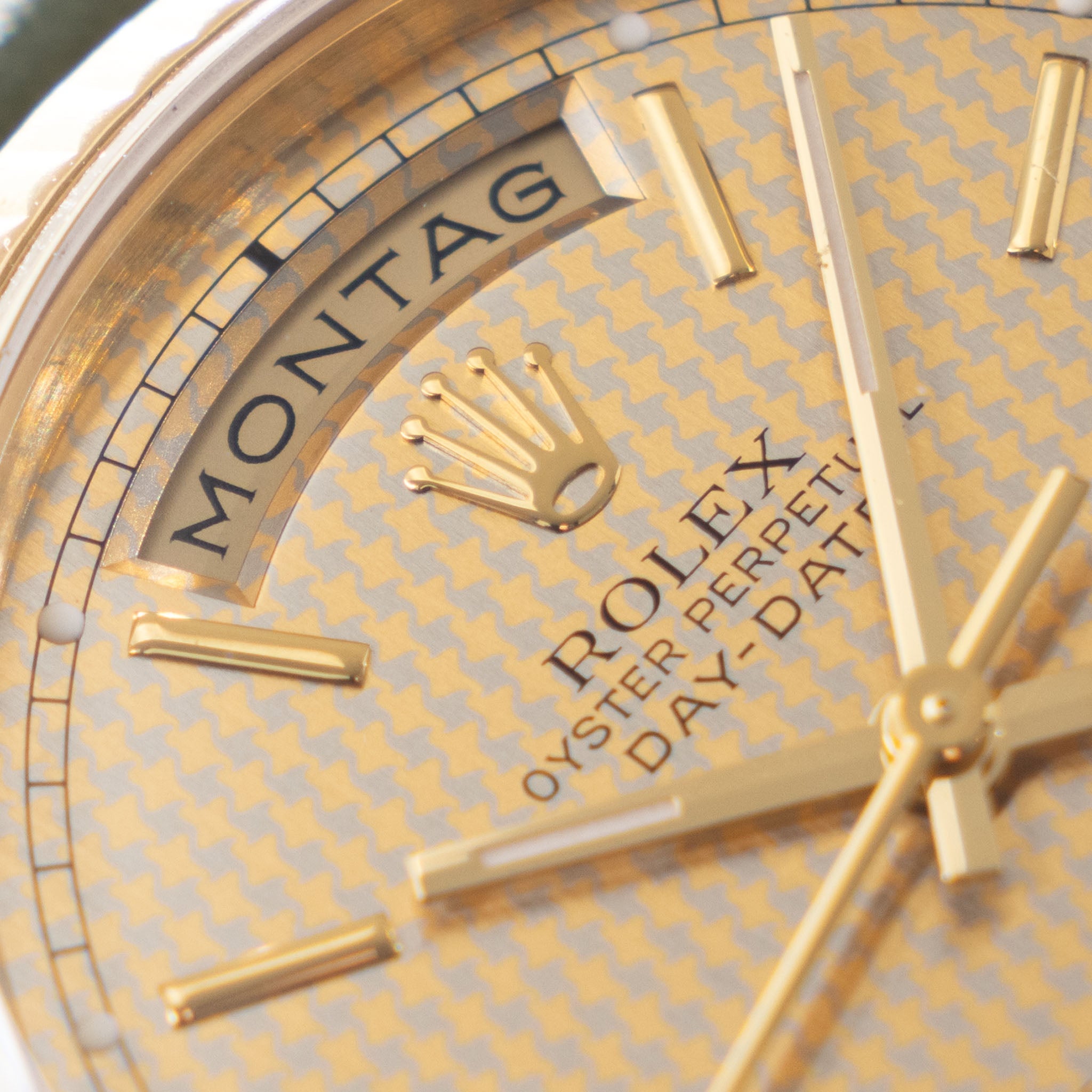 Rolex Day-date Houndstooth dial ref 18238 in 18 k yellow gold