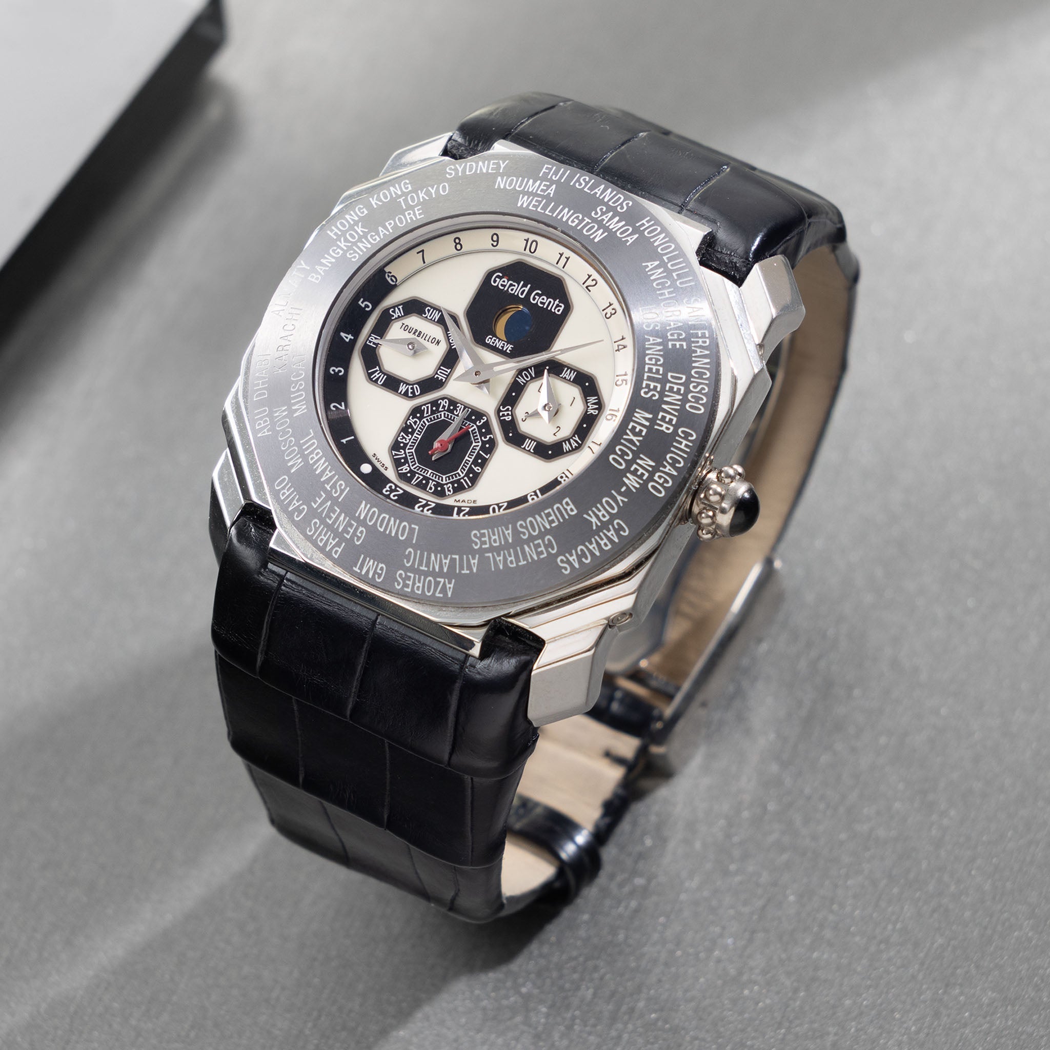 Gérald Genta Octo Perpetual Calendar Moonphase World-time GMT Tourbill