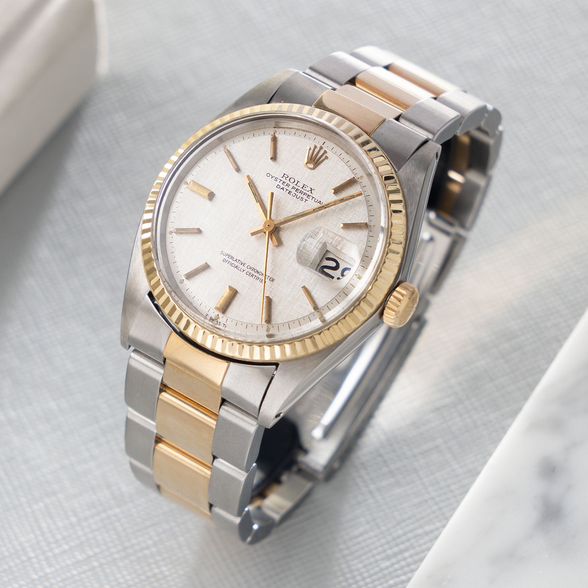 Rolex Datejust 1601/3 Silver Linen Dial in Steel and Gold