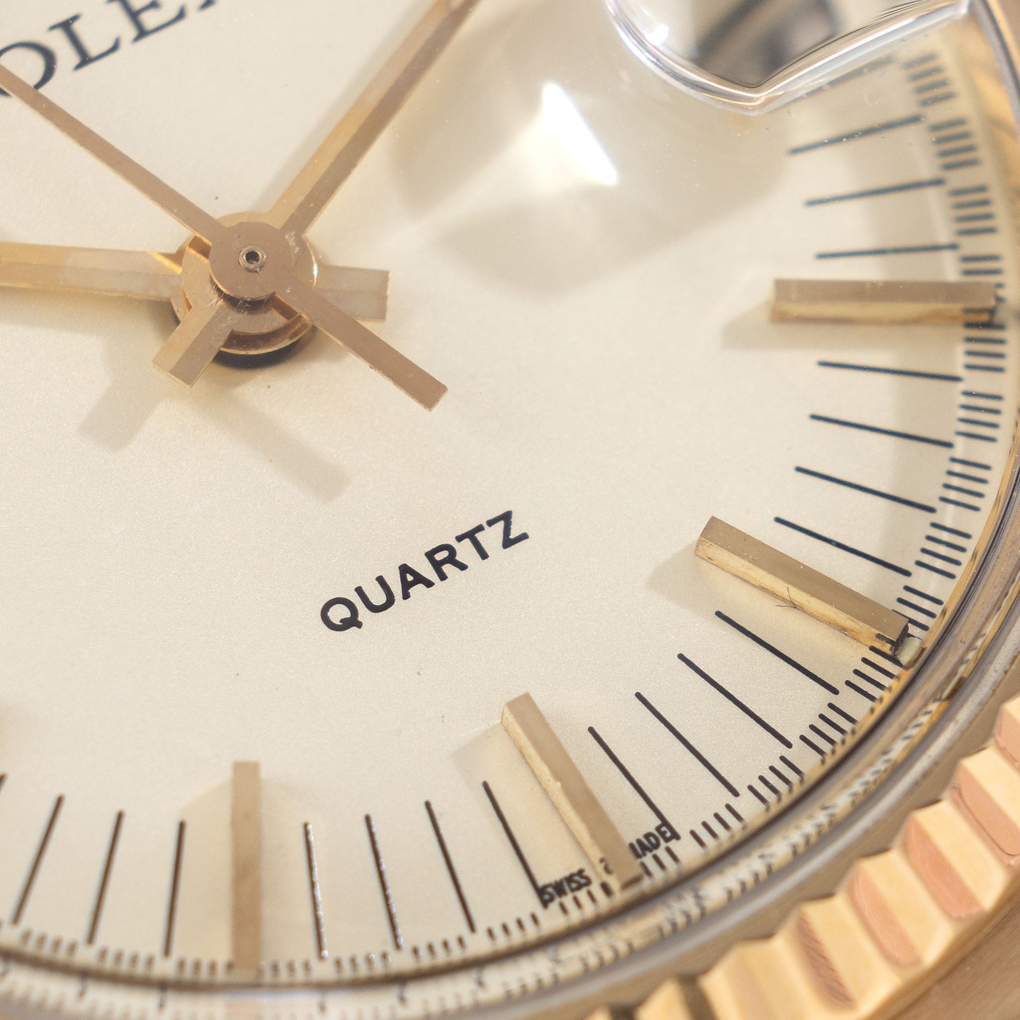 Rolex Beta 21 Il Texano Cream dial  in 18k yellow gold ref 5100