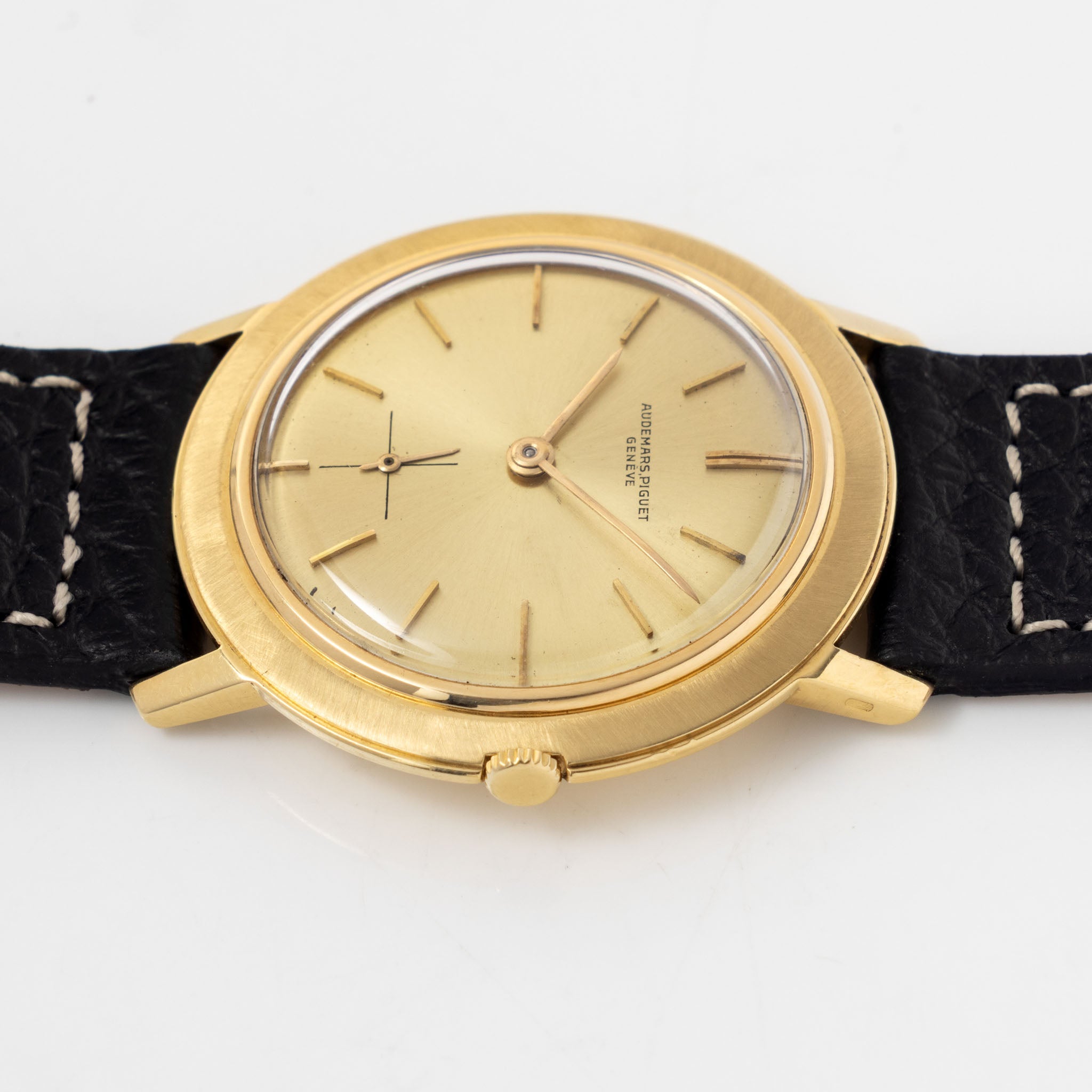 Audemars Piguet Disco Volante Ultra-thin Dress Watch in 18k Yellow Gold Champagne Dial