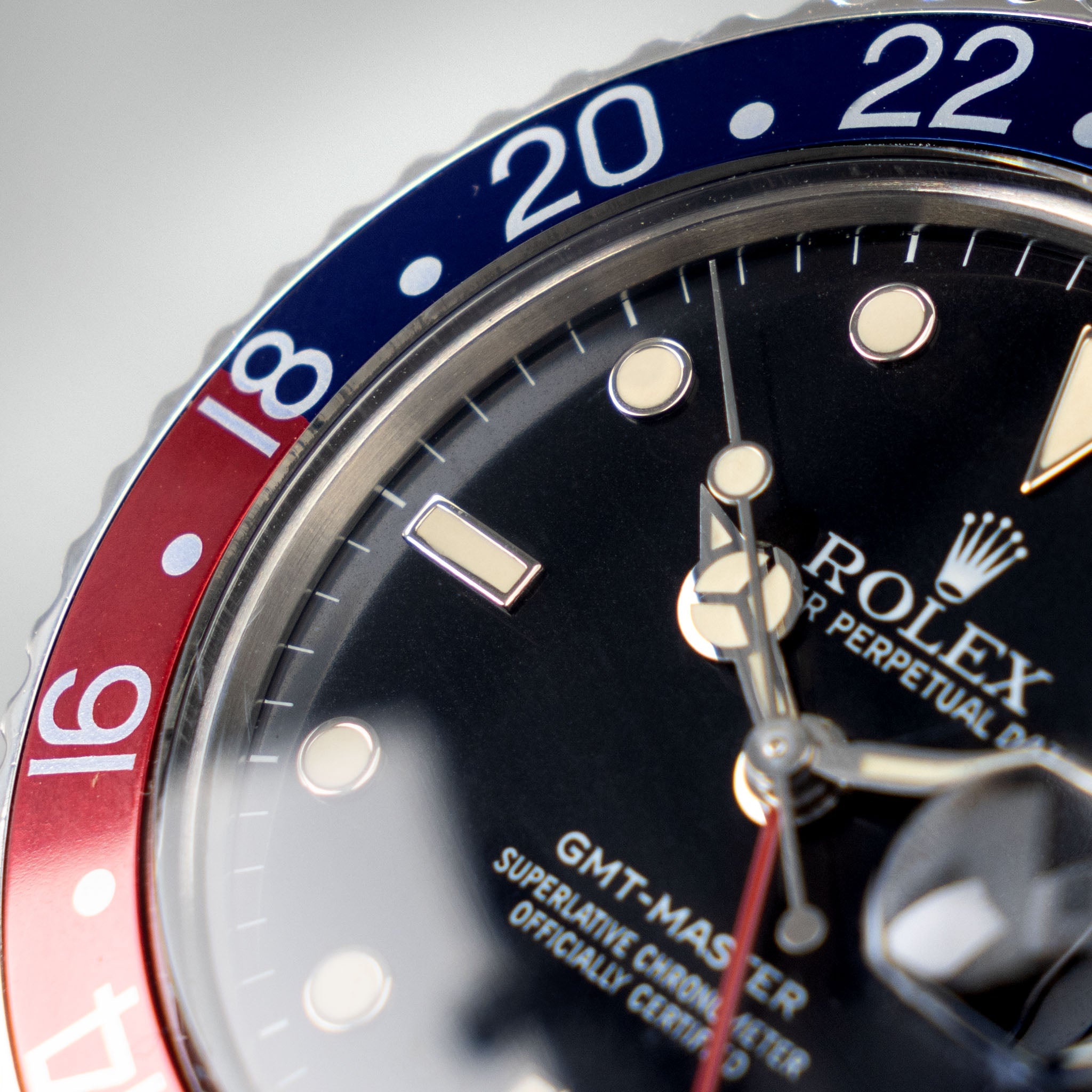 Rolex GMT-Master 16750 Gloss Dial 