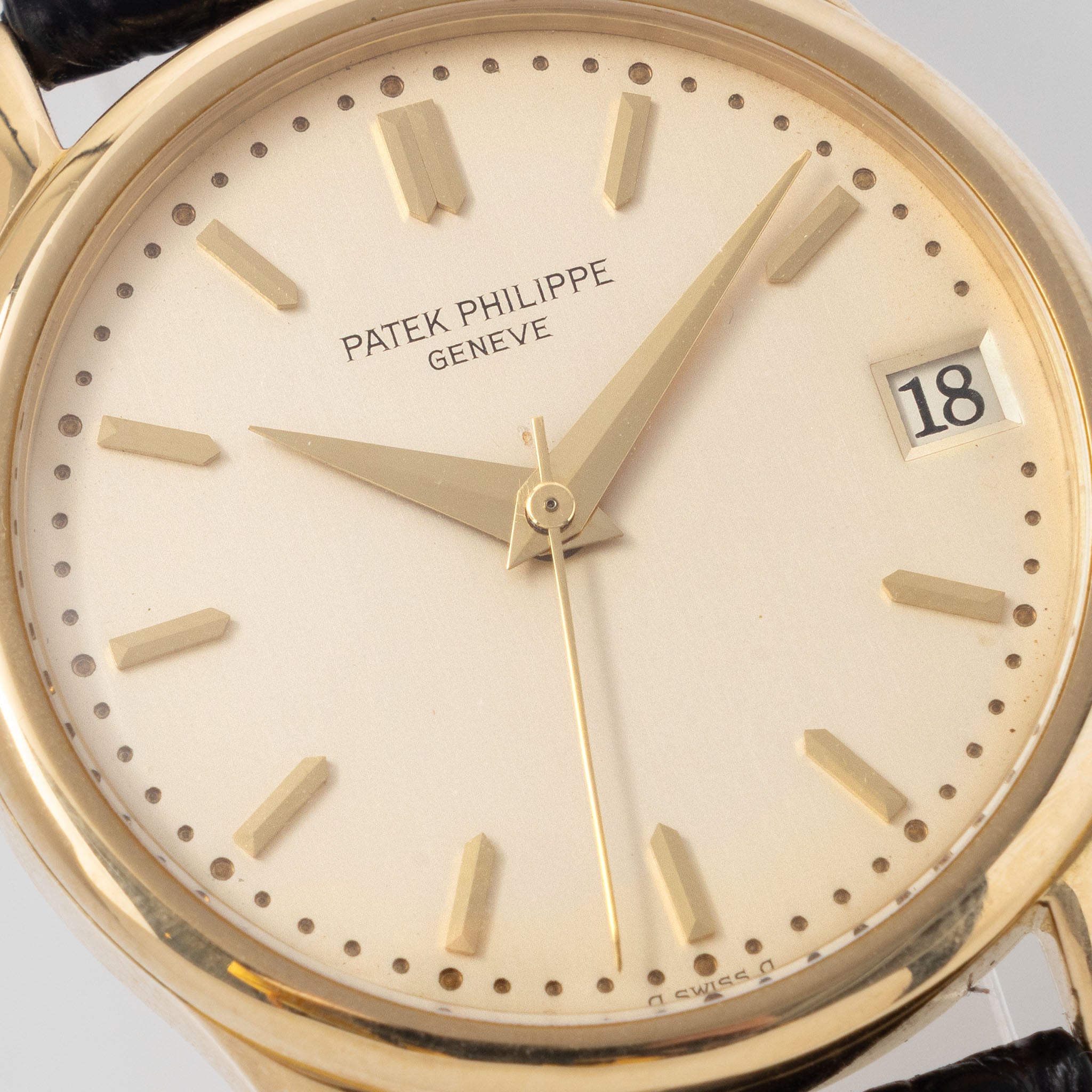 Patek Philippe Calatrava 3998J Argenté Dial ref. 3998j with Original Certificate of Origine