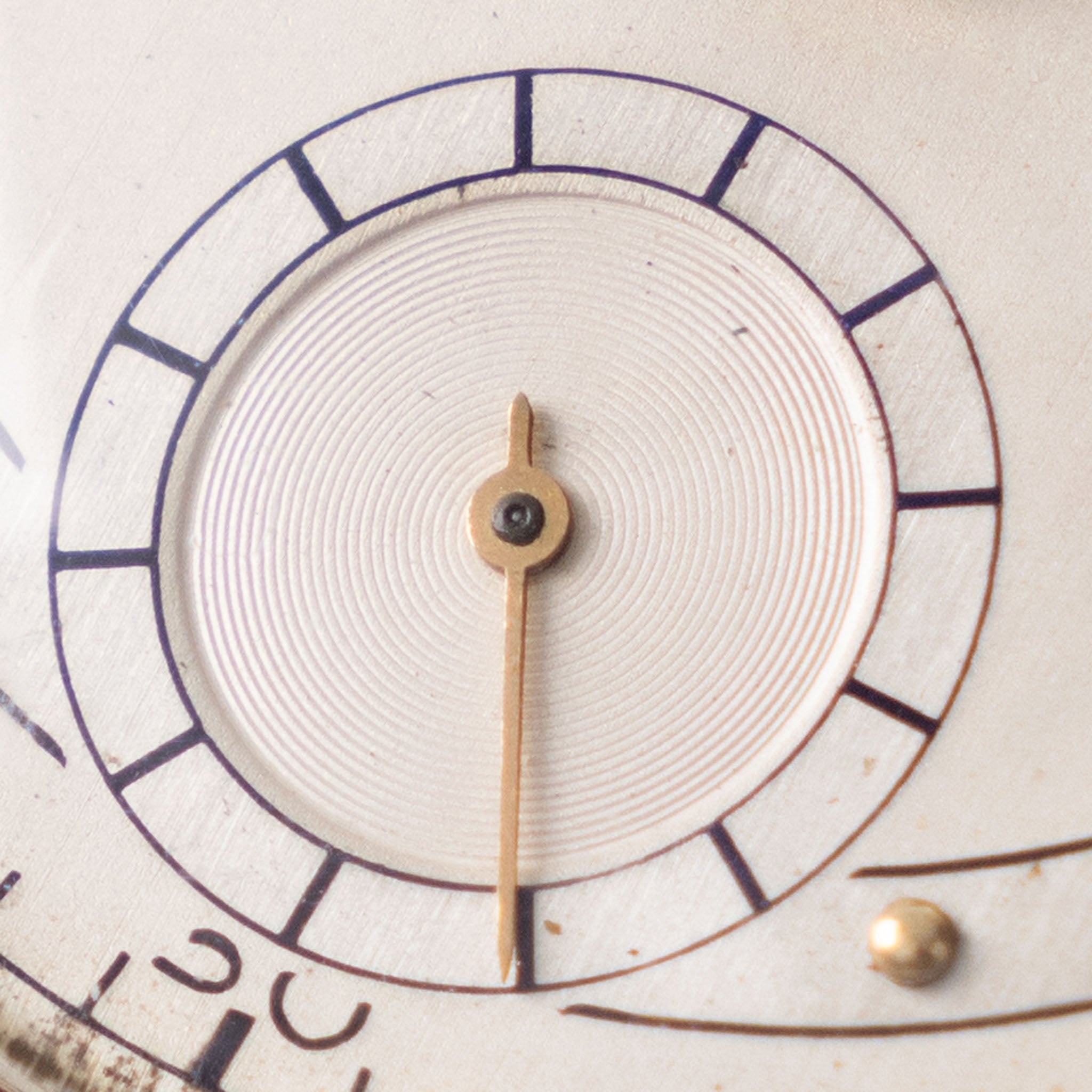 Patek Philippe Calatrava Two-Tone Dial ref. 1527 in 18k Yellow Gold