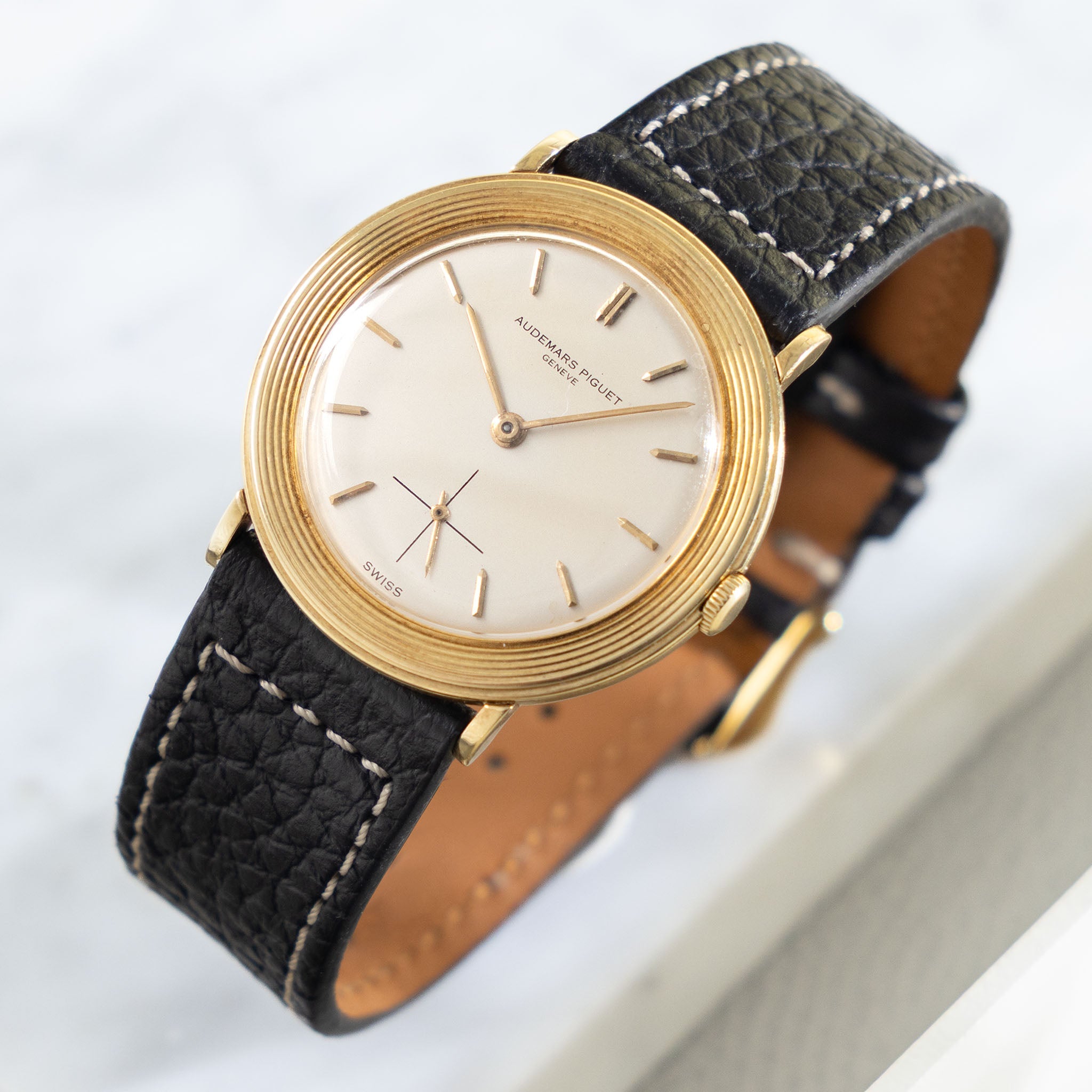 Audemars Piguet Disco volante in 18 k yellow gold