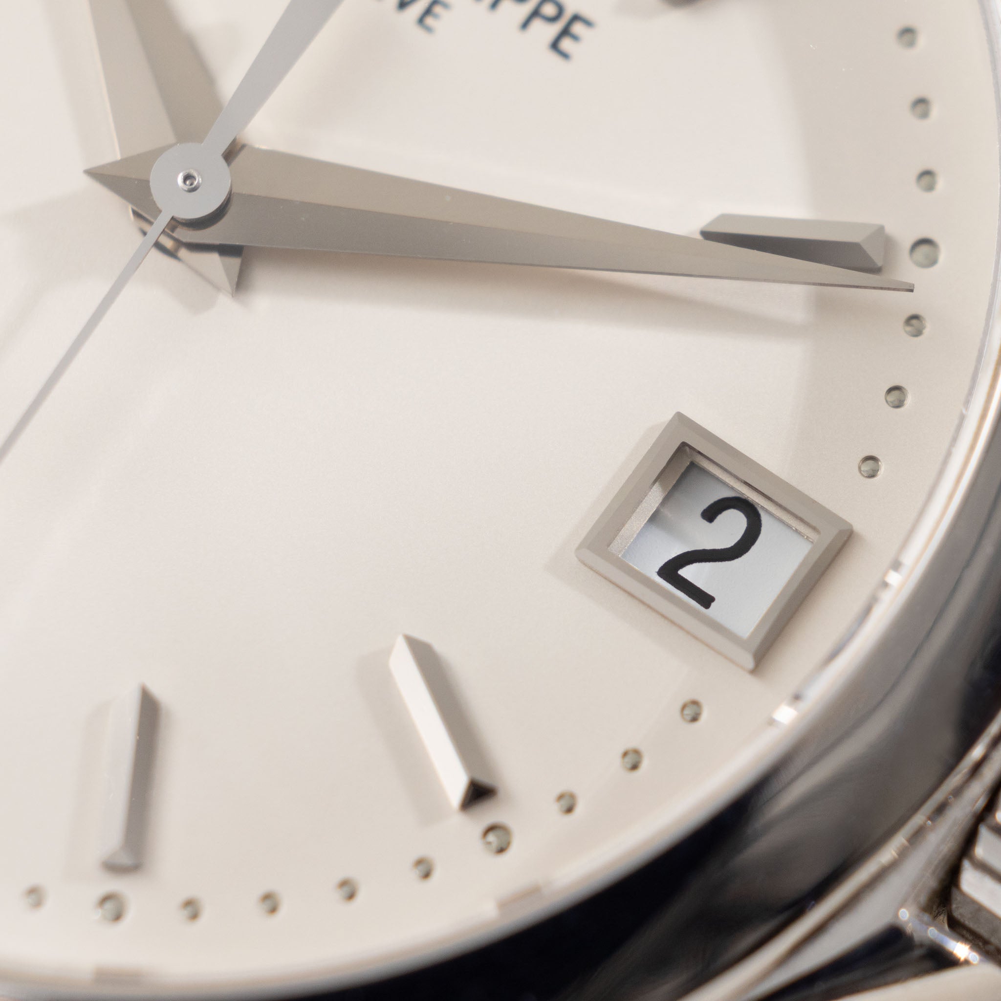 Patek Philippe Calatrava 5107G Silver dial Box and Paper Set in 18k White Gold sold by Wempe