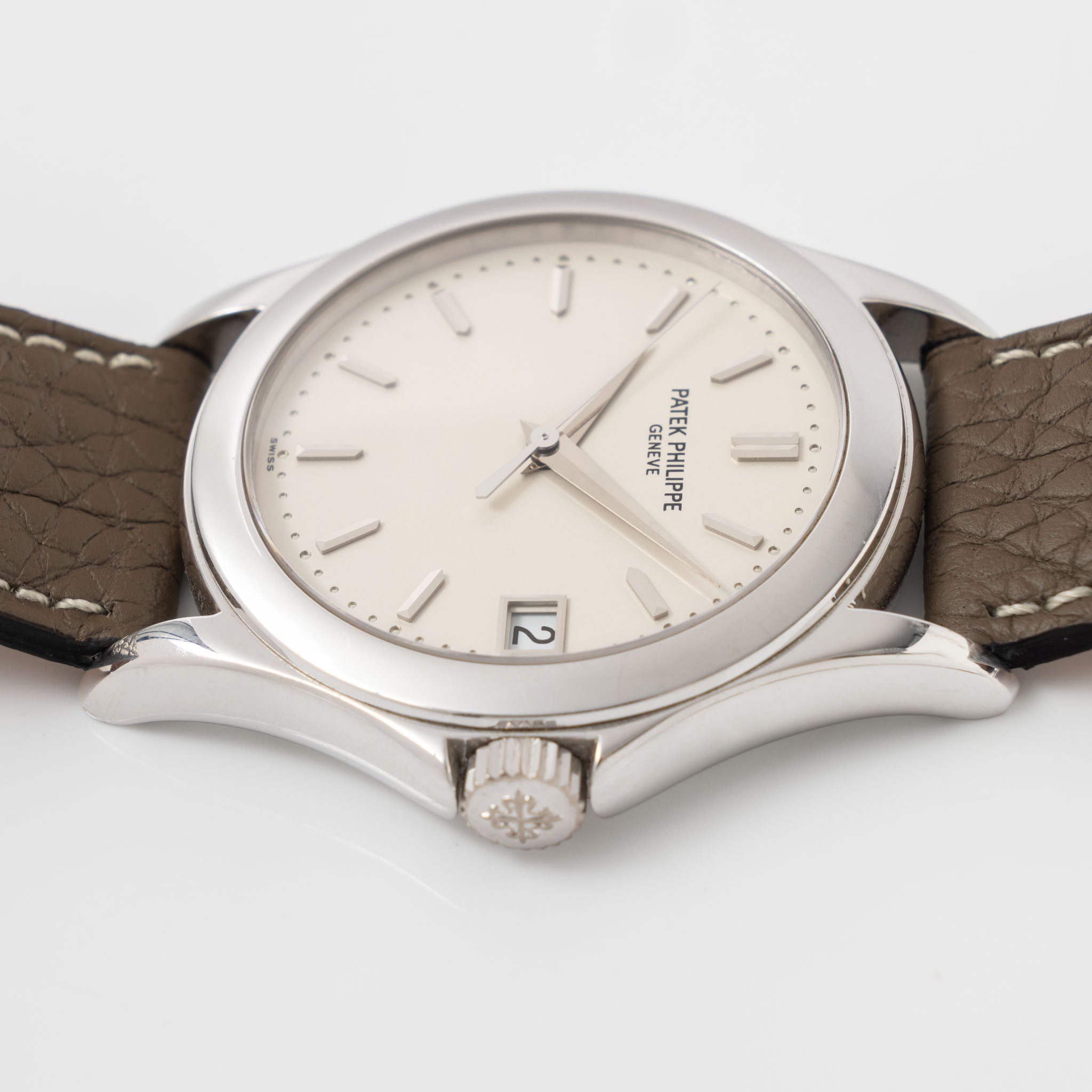 Patek Philippe Calatrava 5107G Silver dial Box and Paper Set in 18k White Gold sold by Wempe