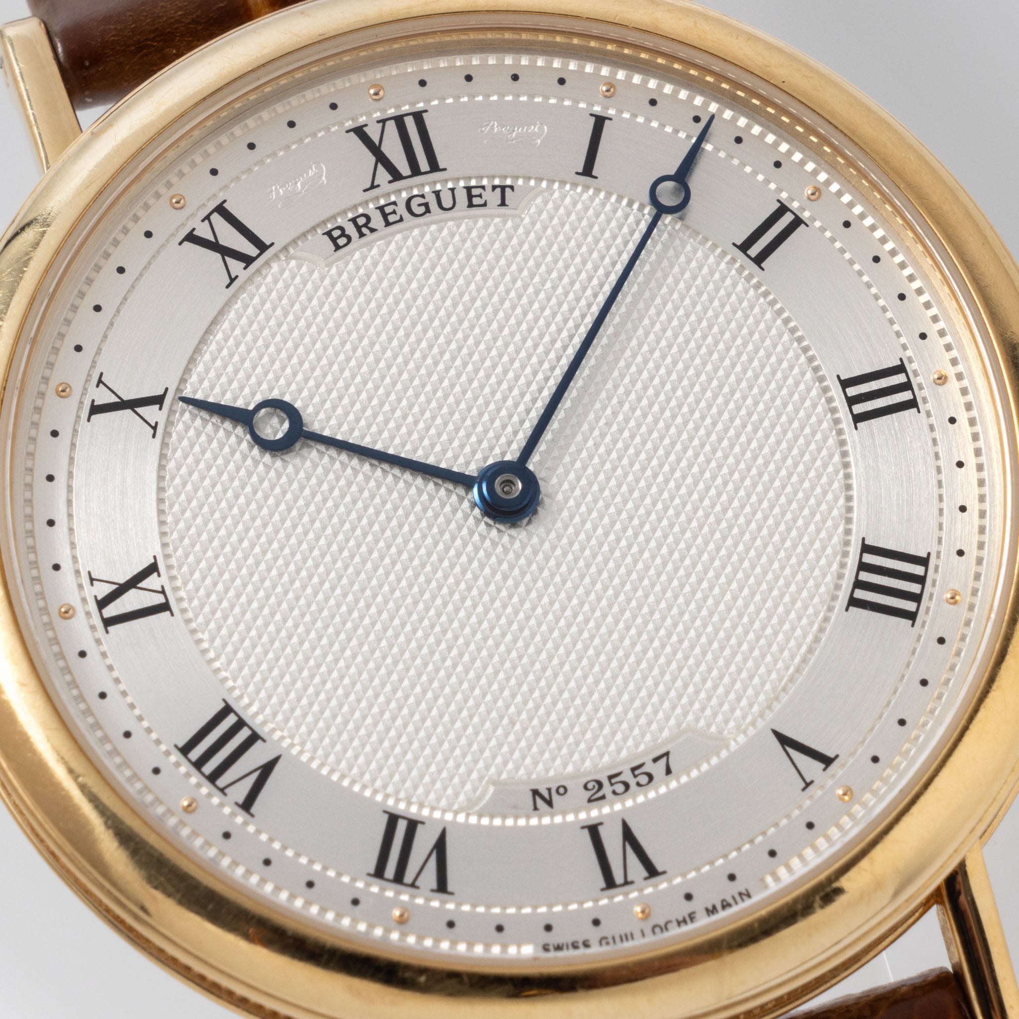 Breguet Ultra thin Classique Dress watch Guilloche dial ref 5130 in 18 k yellow gold 