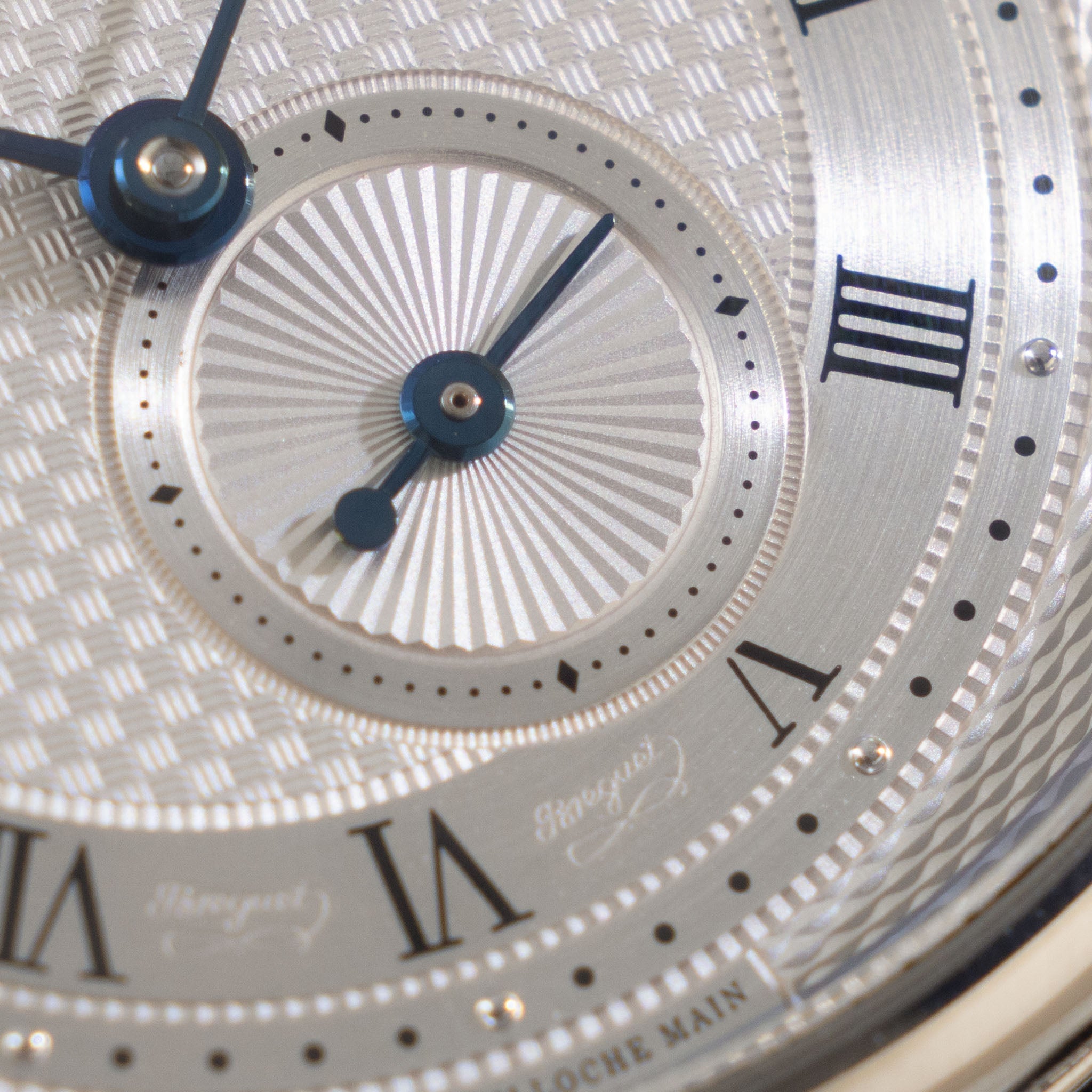 Breguet Classique Calendrier Day Date moon phase Guilloché dial in 18 k white gold ref 7337BB