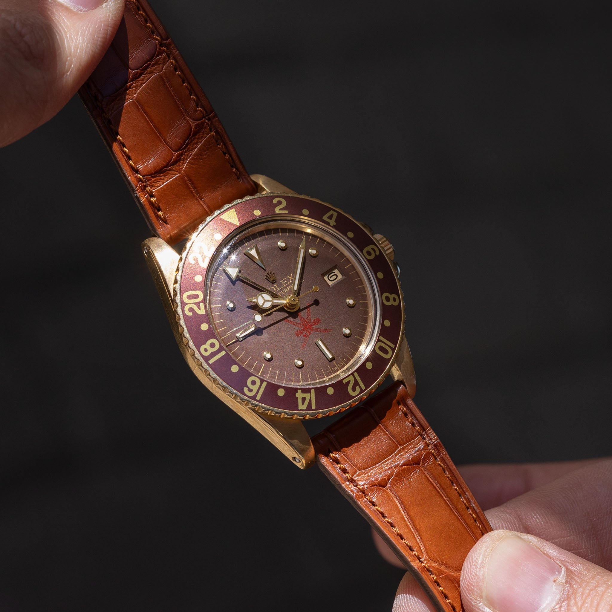 Rolex GMT-Master 1675/8 Unqiue Brown Khanjar Nipple Dial with Rolex Se