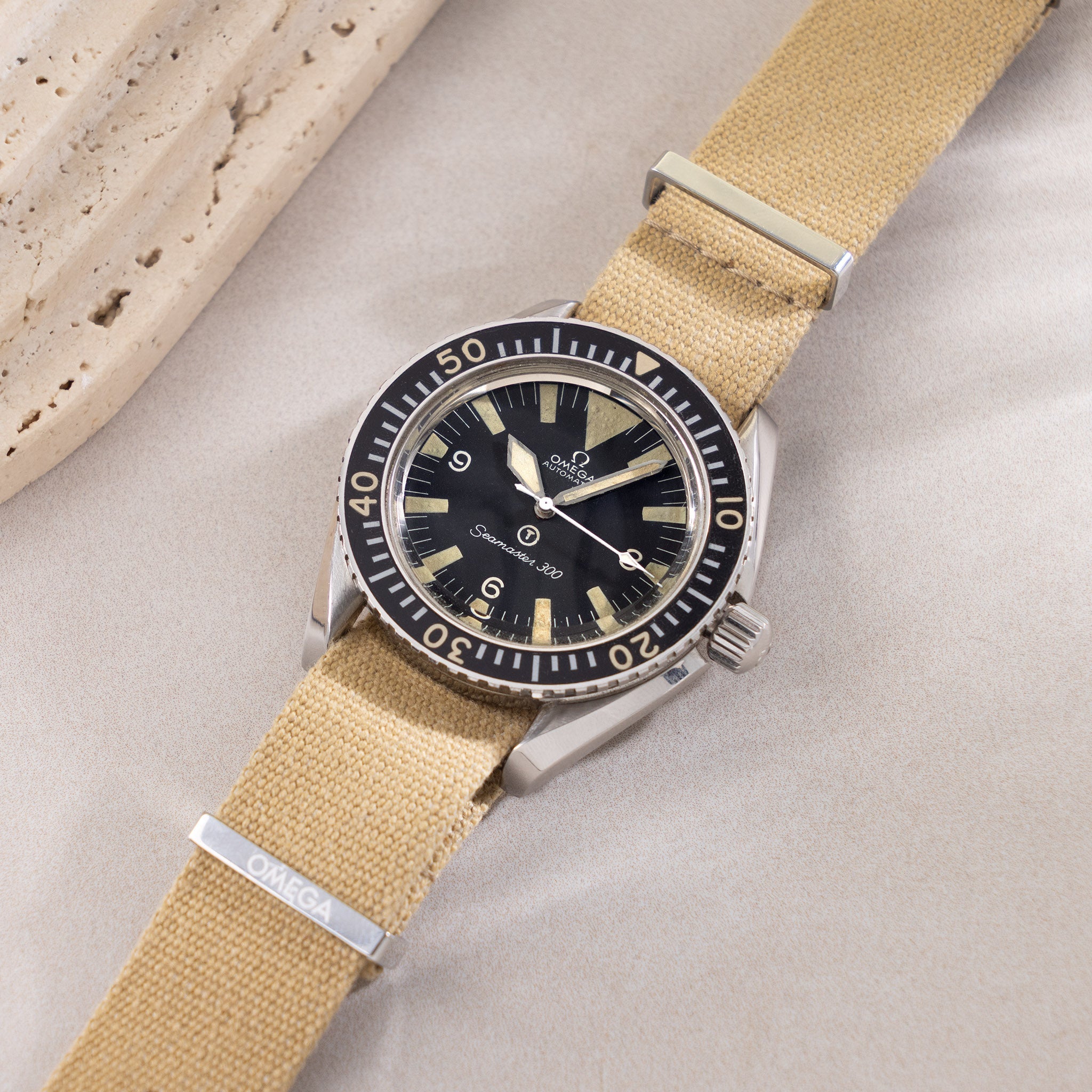 Omega Seamaster 300 British Royal Navy Issued ref. 165.024 Mil-spec Circle-T Dial