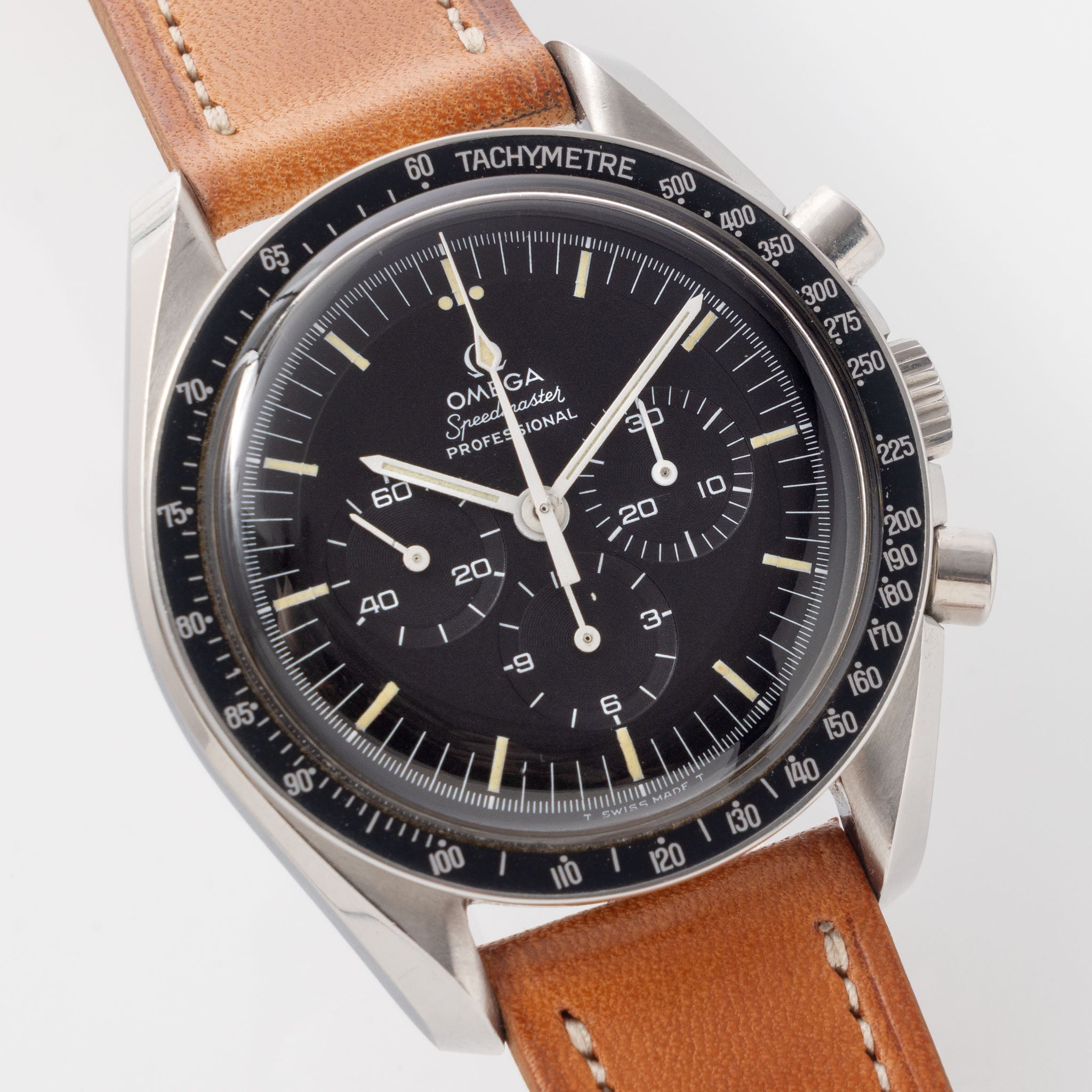 Omega Speedmaster 145.022-69ST Straight Writing with Original Box Papers and Extract of Archives