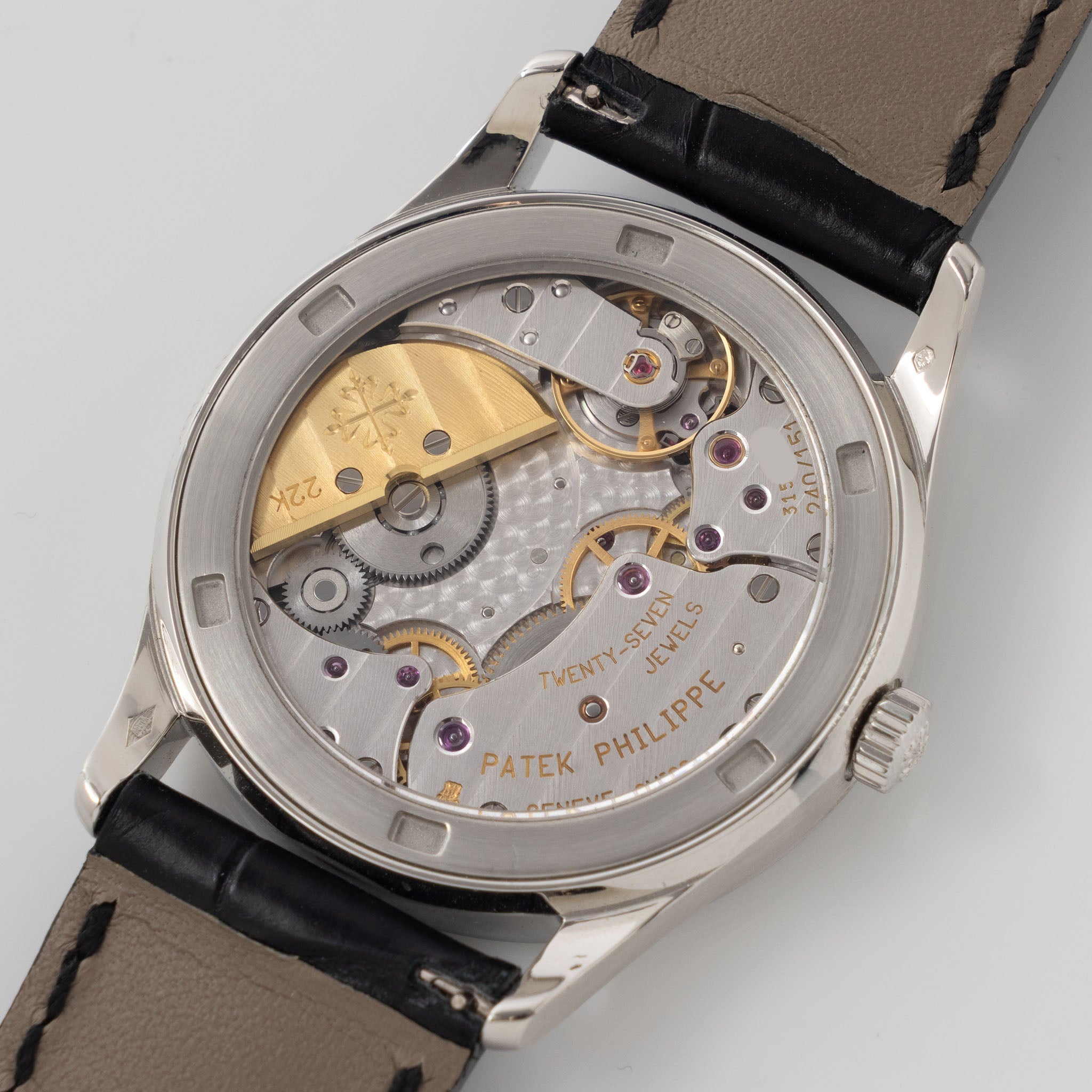 Patek Philippe Calatrava ref. 5026-011P Black Dial in Platinum Millennium limited Edition