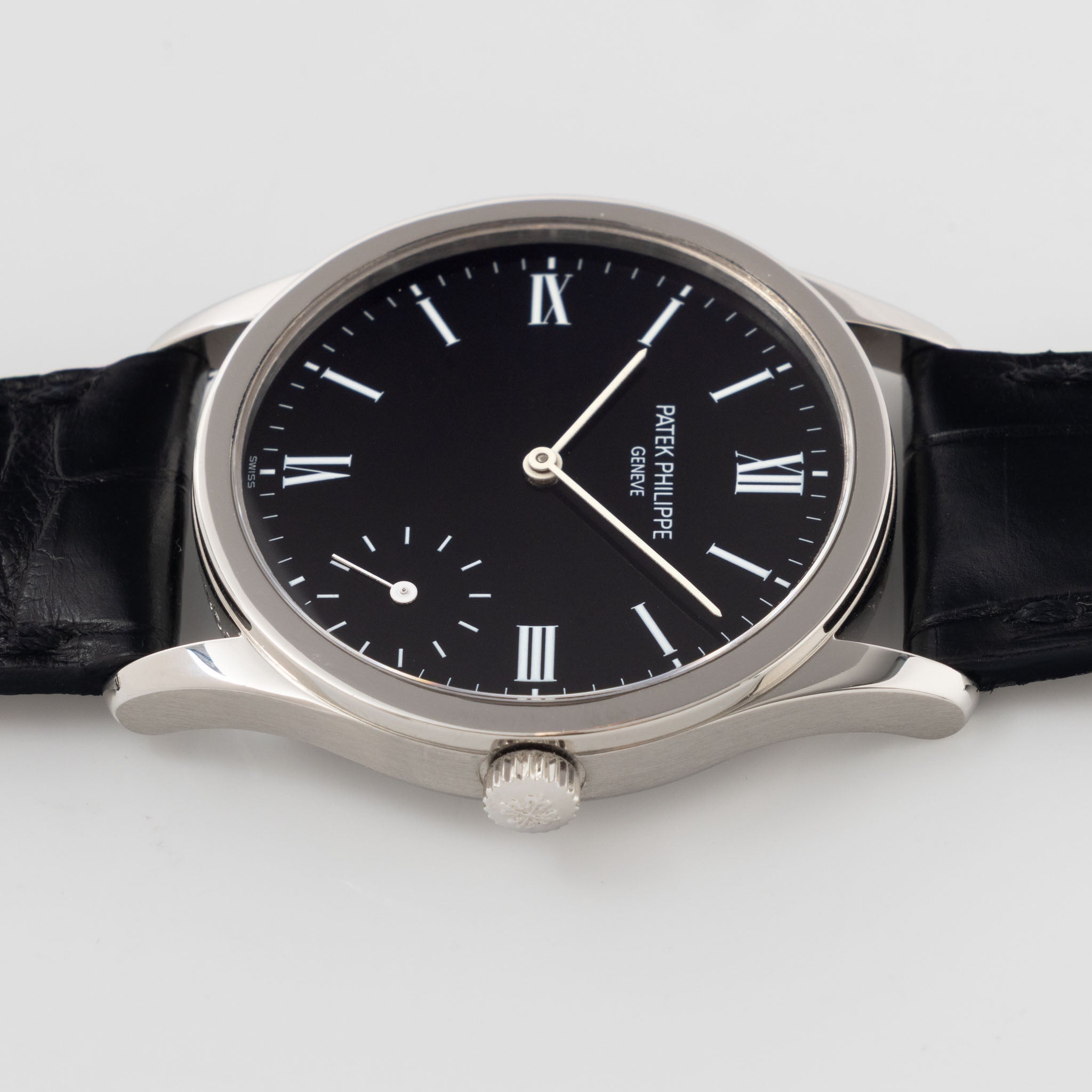 Patek Philippe Calatrava ref. 5026-011P Black Dial in Platinum Millennium limited Edition