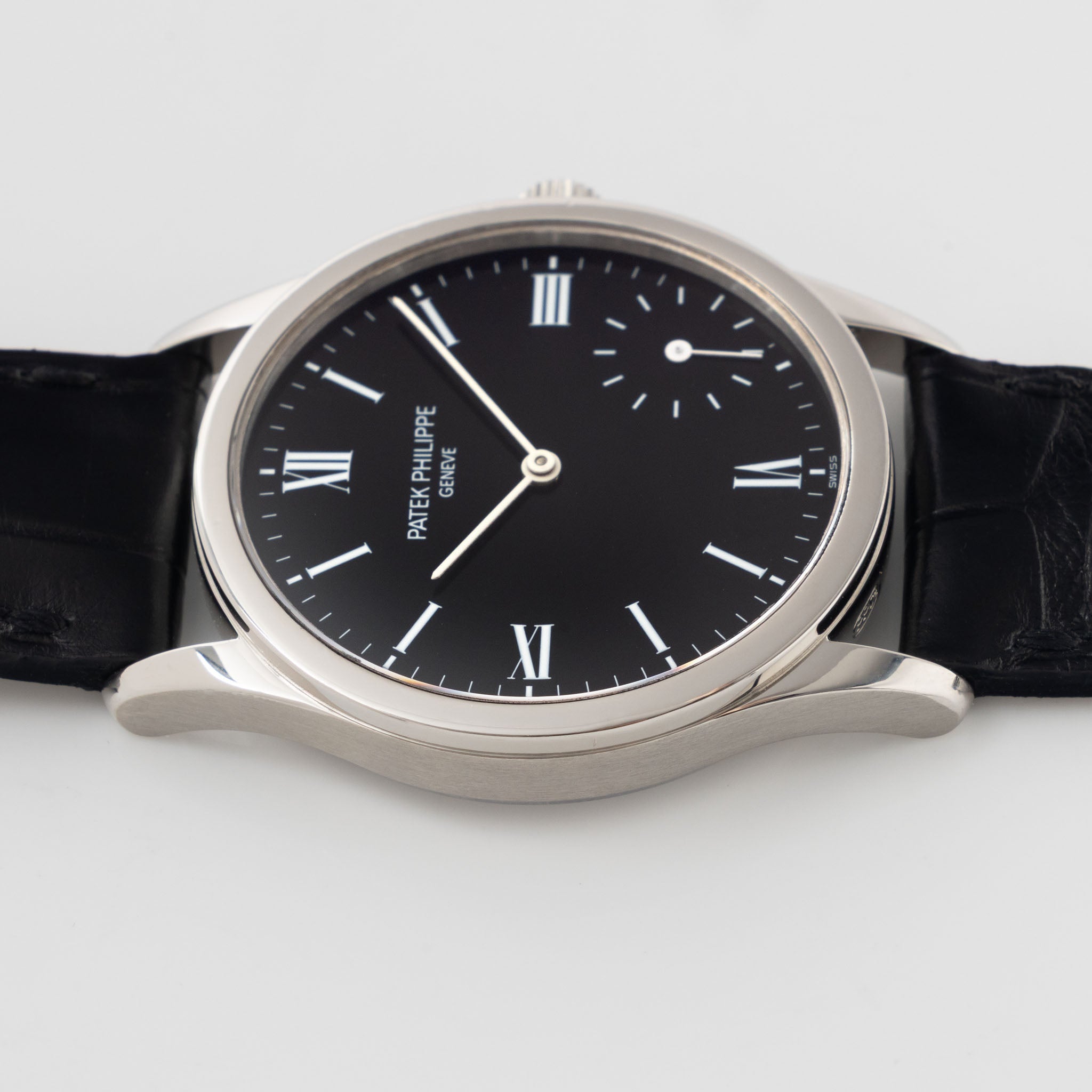 Patek Philippe Calatrava ref. 5026-011P Black Dial in Platinum Millennium limited Edition