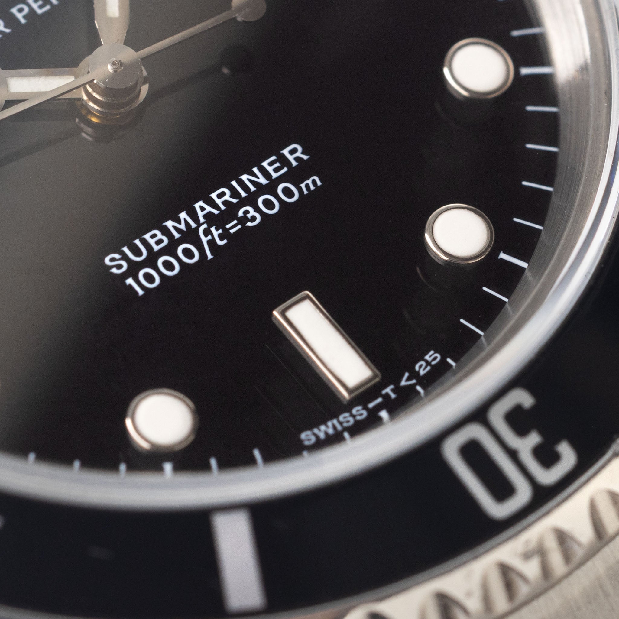 Rolex Submariner 14060 No-Date Tritium Dial