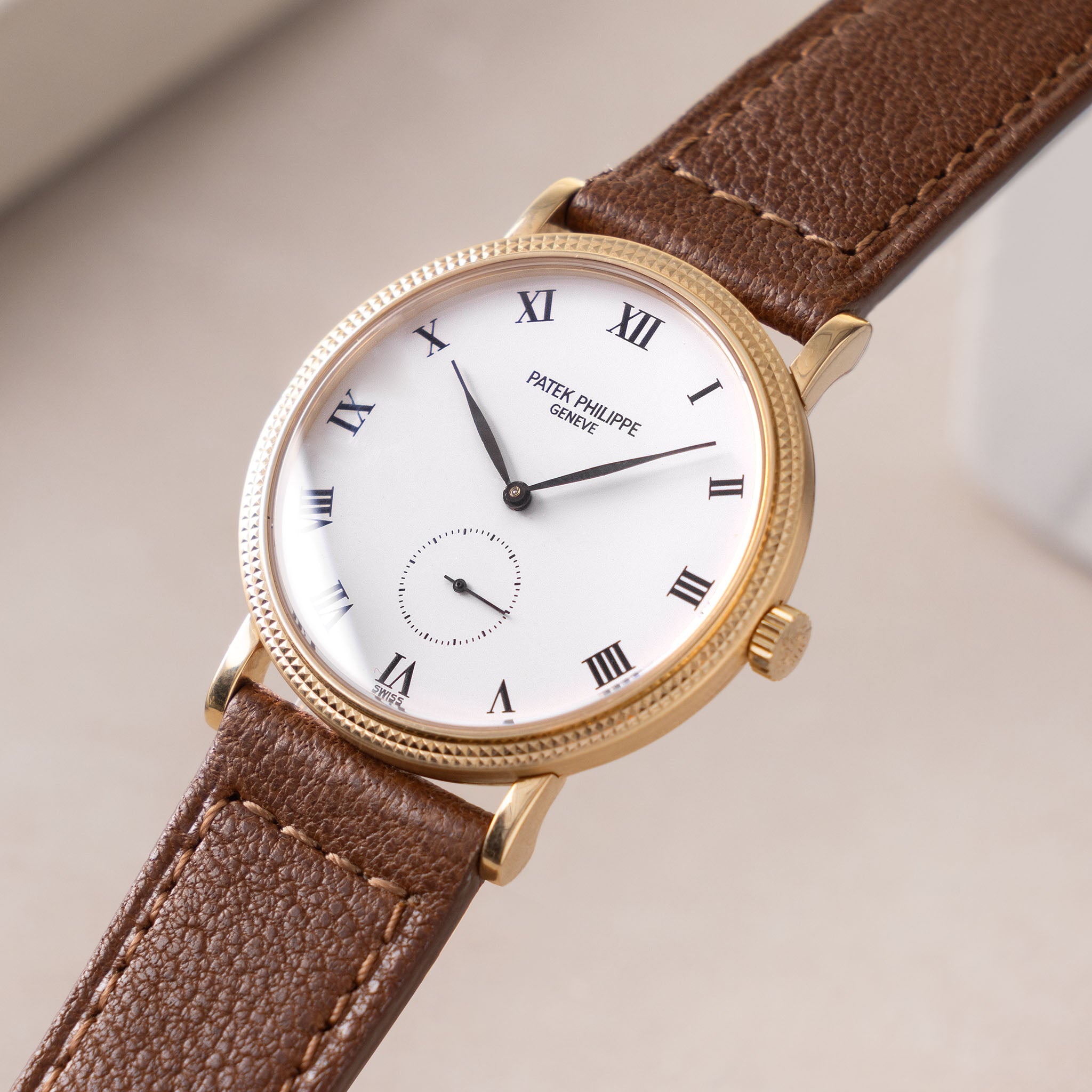 Patek Philippe Calatrava 3919J Porcelain Dial 18k Yellow Gold Clous de