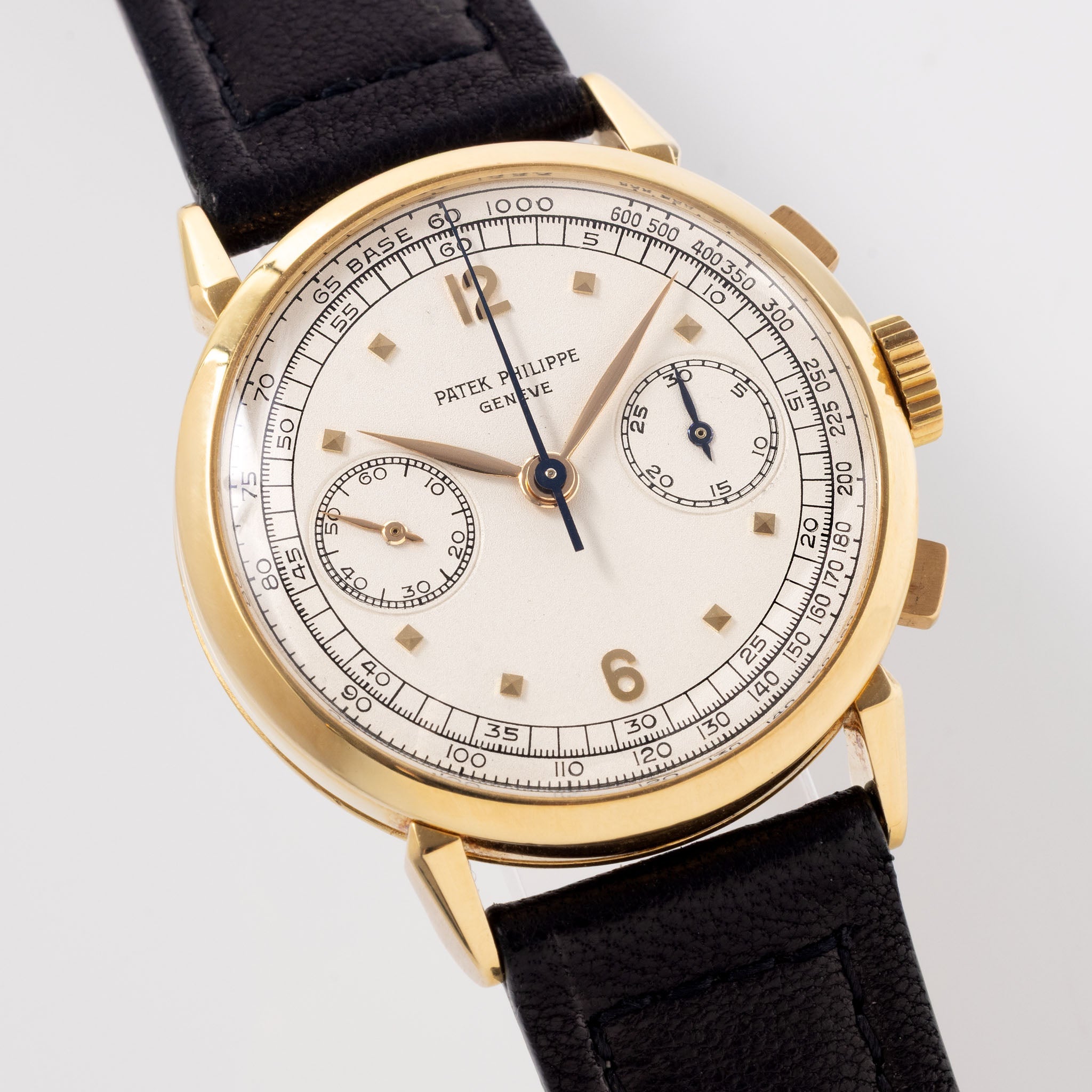 Patek Philippe Chronograph 1579J Second Series Silvered Dial in 18k Yellow Gold with Extract of the Archives
