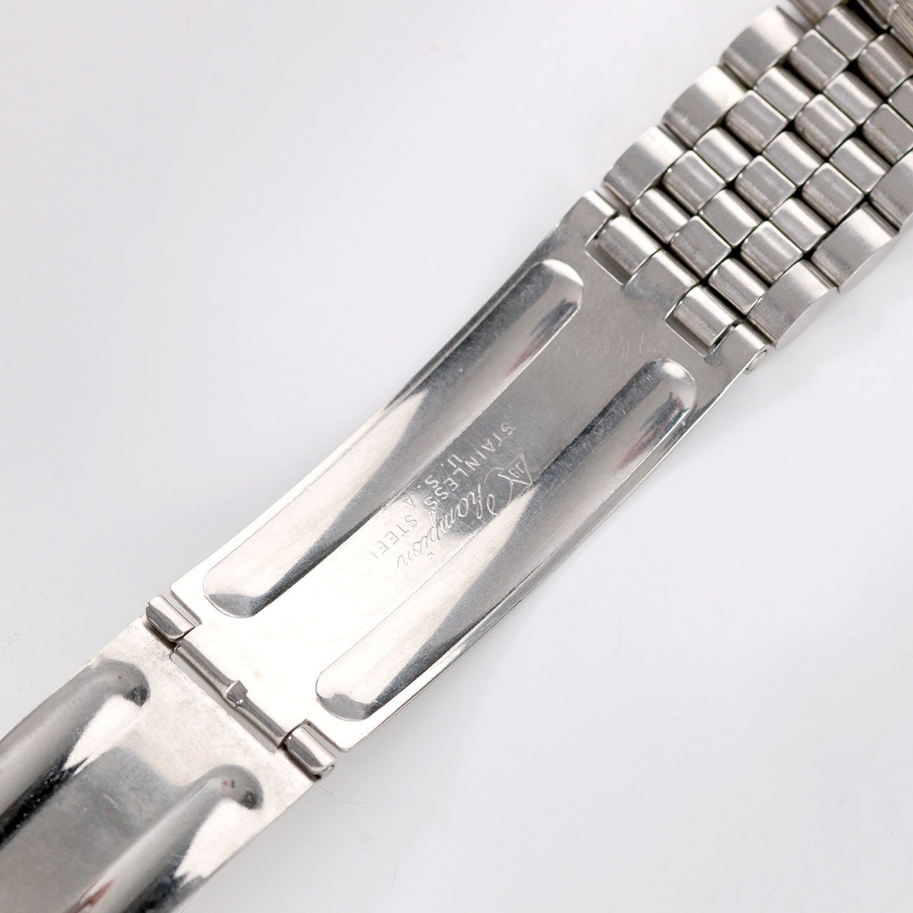 Universal Geneve ‘Nina Rindt’ Ref 885105/02