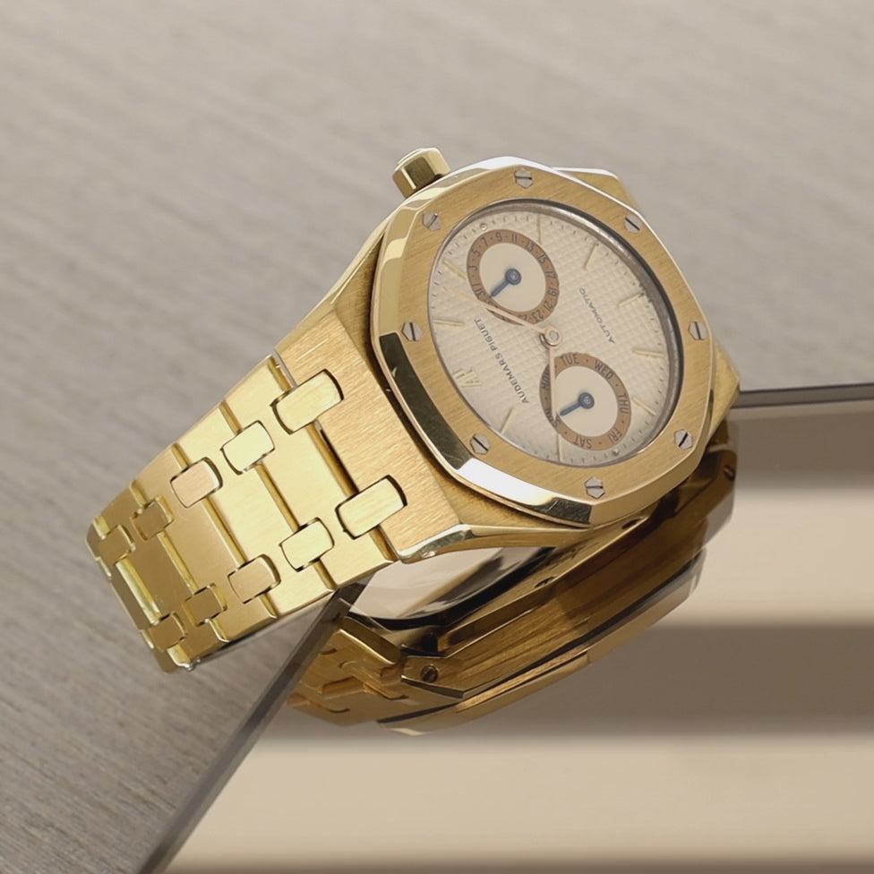 Audemars Piguet Royal Oak Day Date in 18kt Yellow Gold "Owl" With Archive Extract