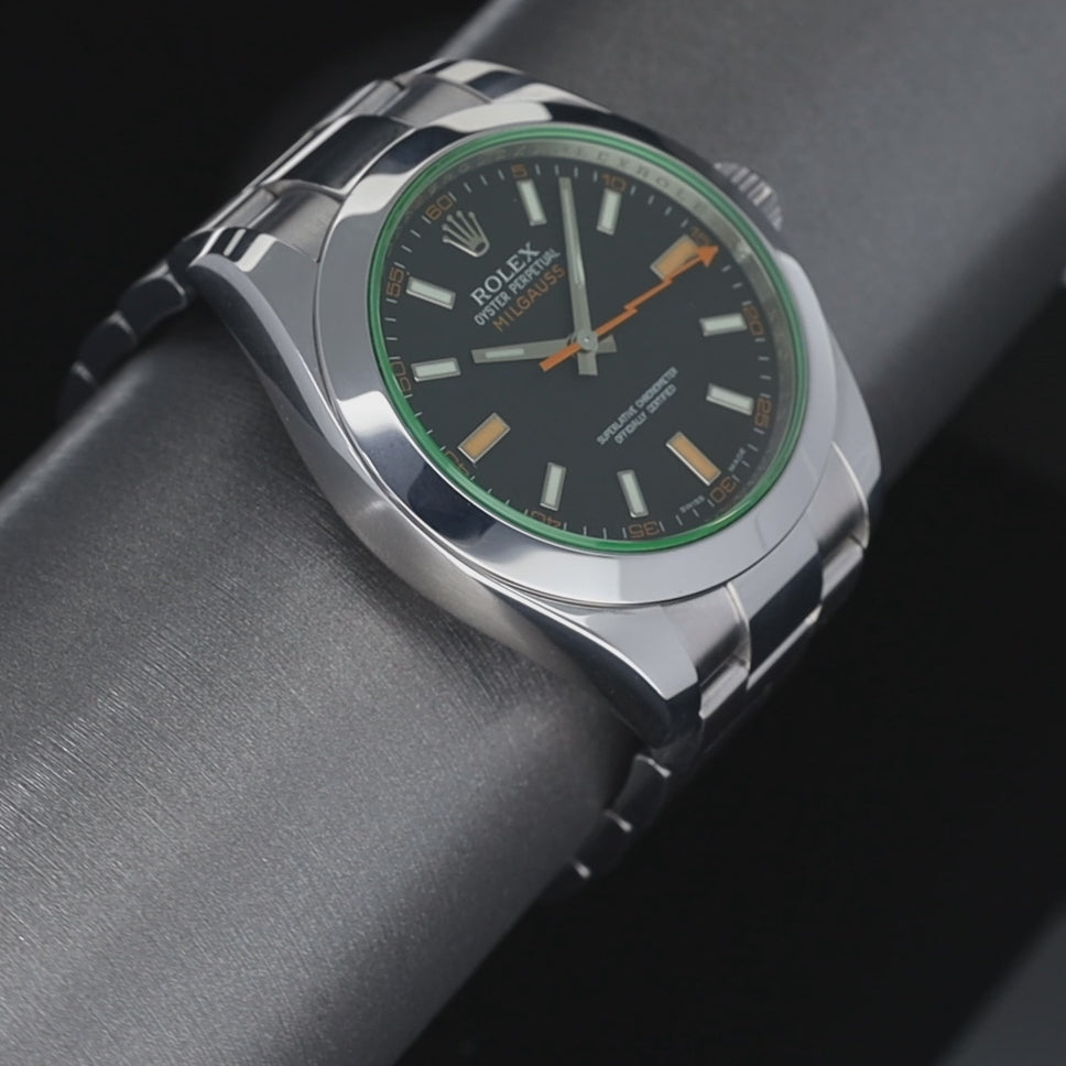 Rolex milgauss green online face