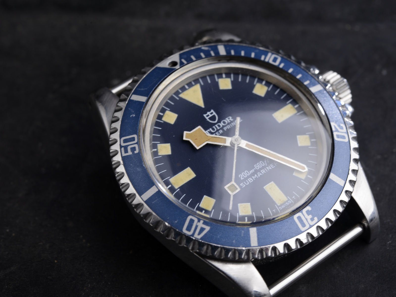 TUDOR MN 1980 BLUE SNOWFLAKE WITH LEDGER BOOK EXTRACT