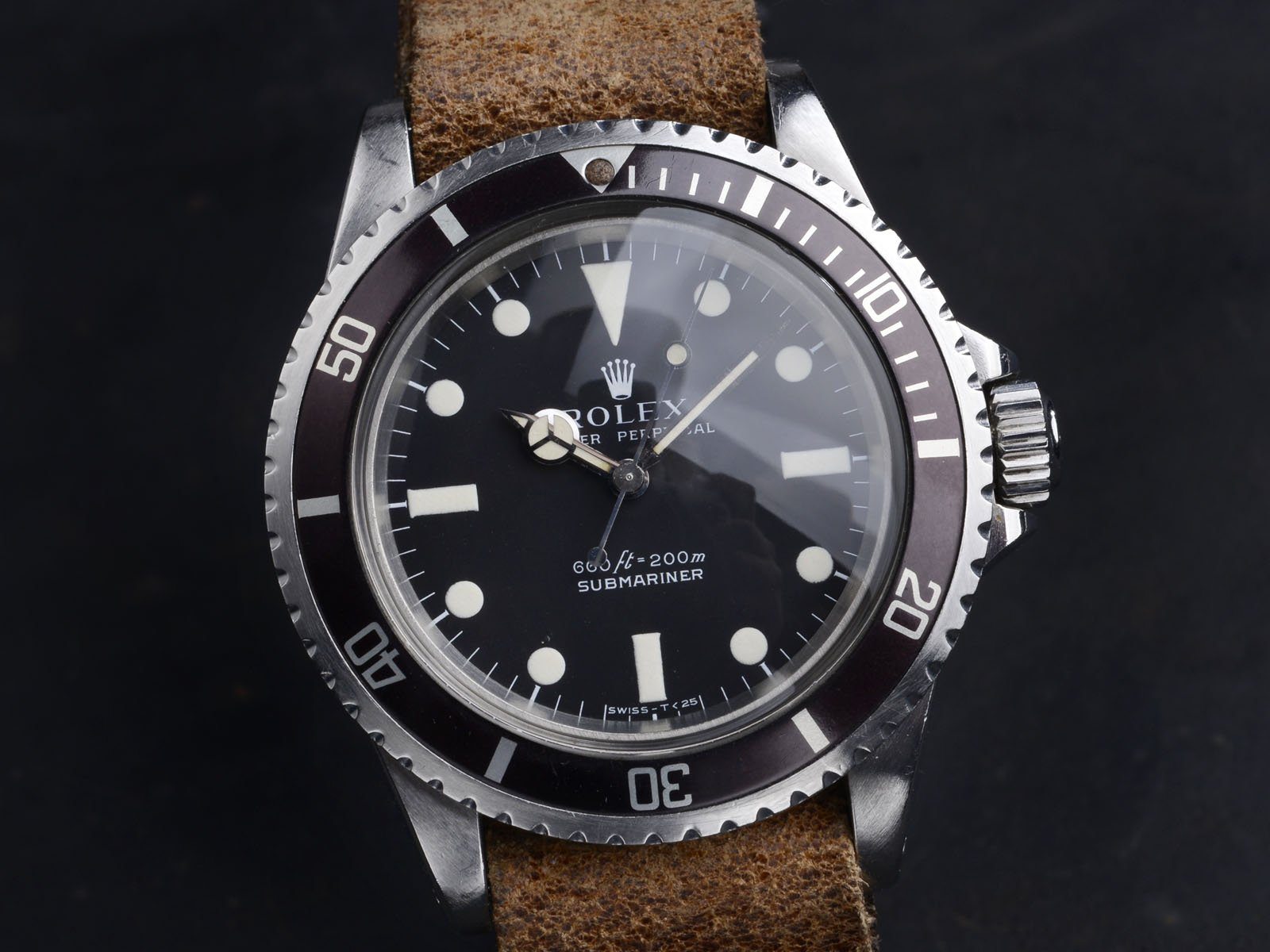 Rolex submariner hot sale 600ft 200m