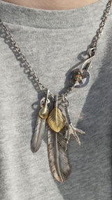Goros Feathers and Claw Necklace