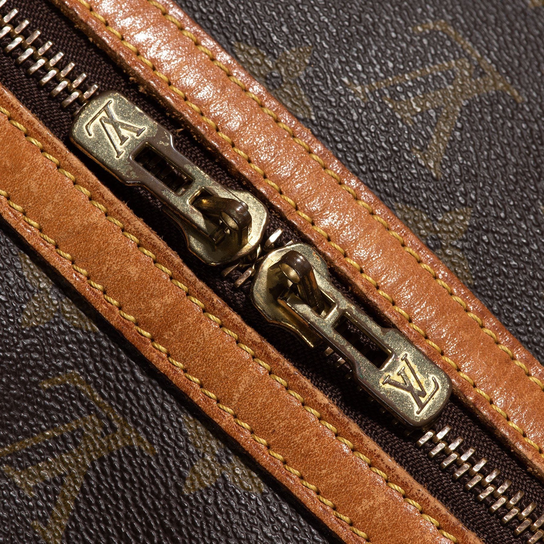 Authentic Louis Vuitton Monogram Sac Souple 55 Boston Bag M41622
