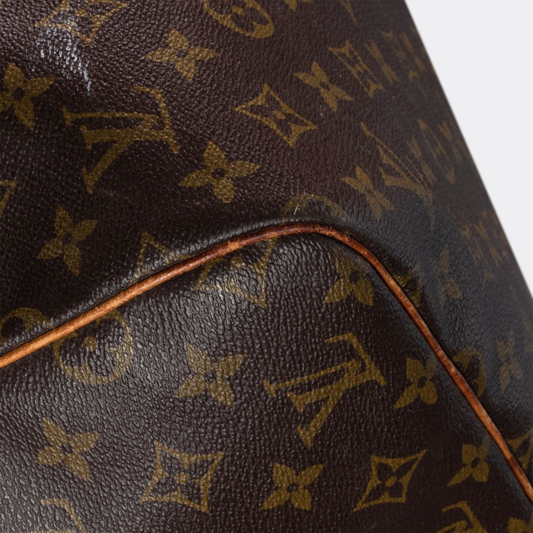 Louis Vuitton, Bags, Louis Vuitton Sac Souple 55 Travel Hand Bag Monogram  Leather Bn M4622