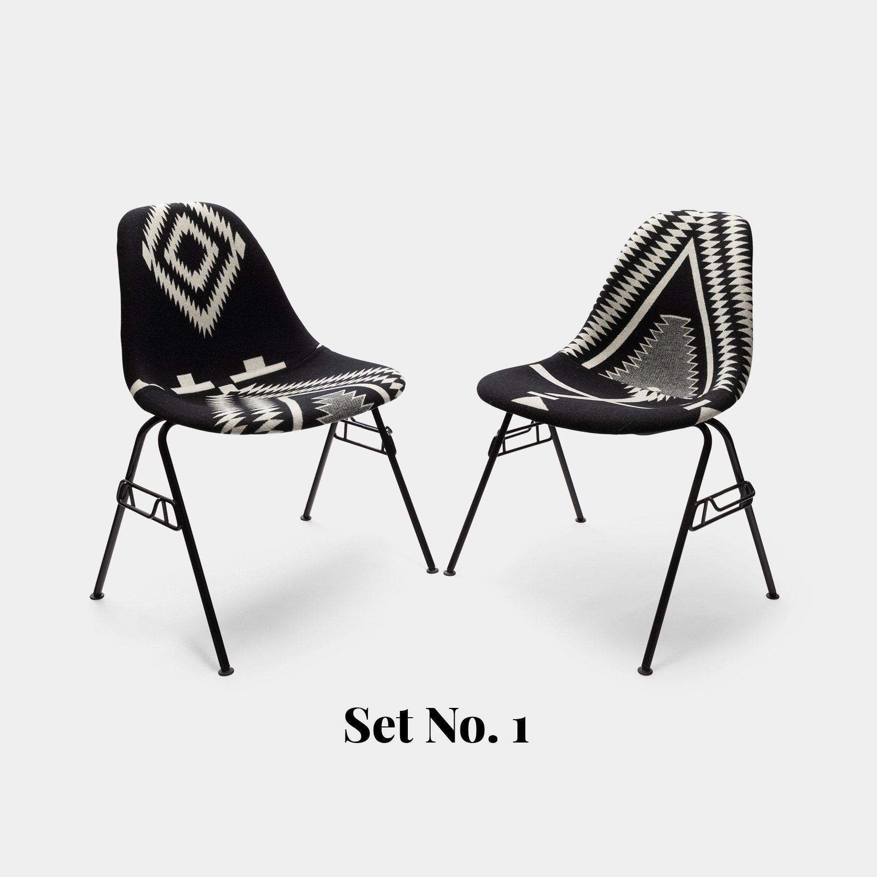 Pendleton Eames Side Chair Monochrom