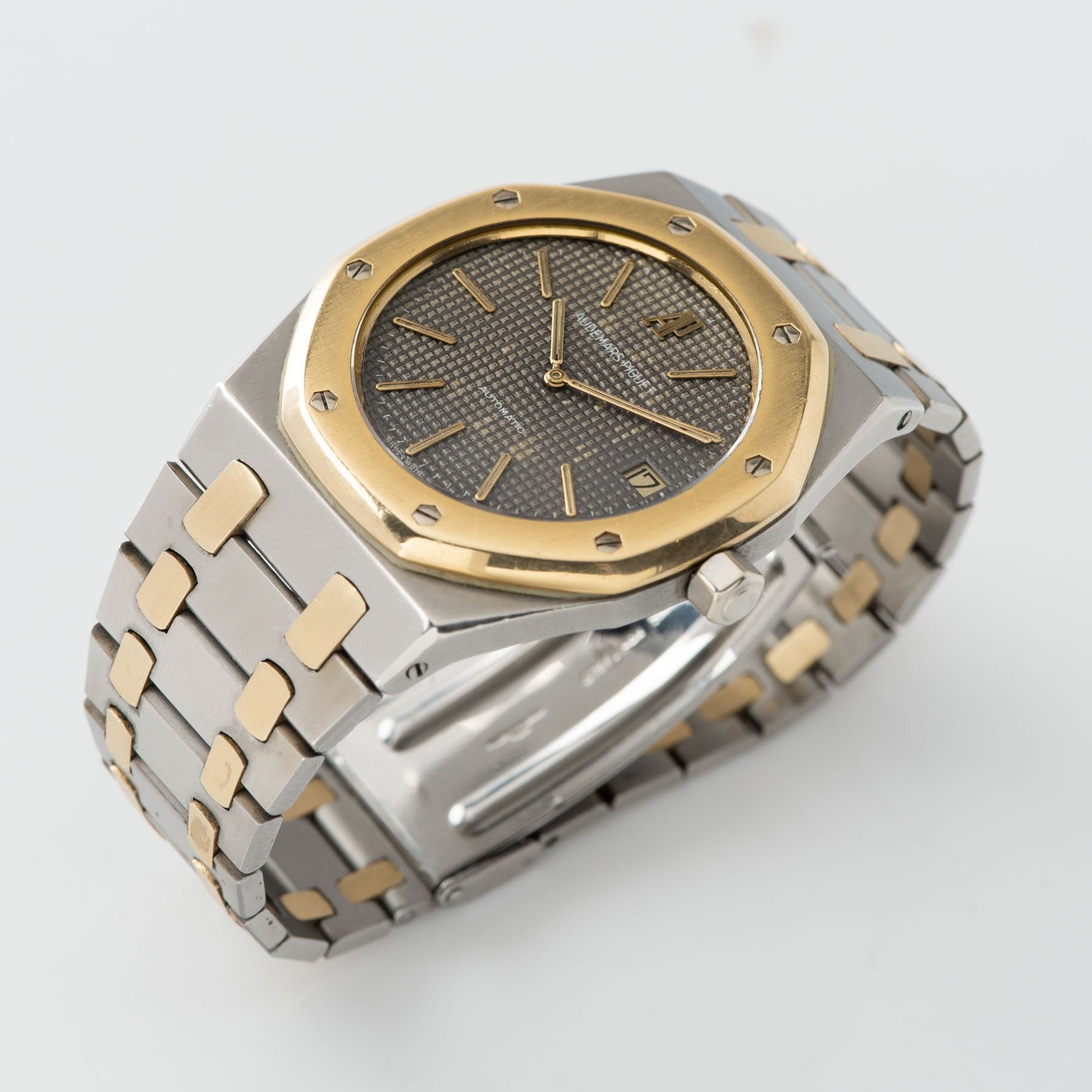 Audemars Piguet Jumbo Royal Oak Steel and Gold Ref. 5402SA