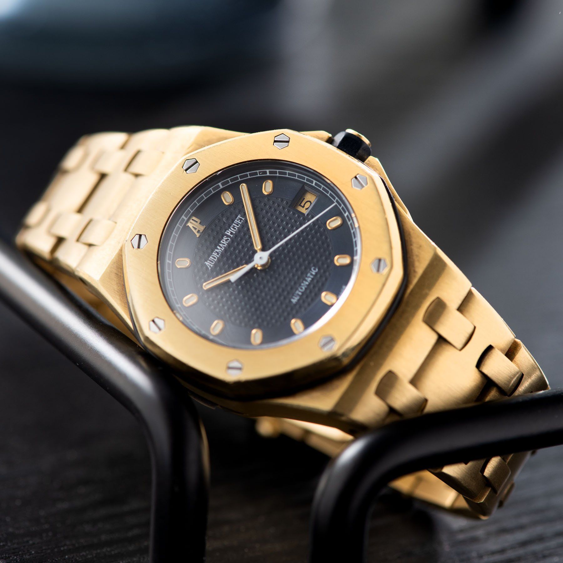 Audemars piguet royal oak offshore online gold