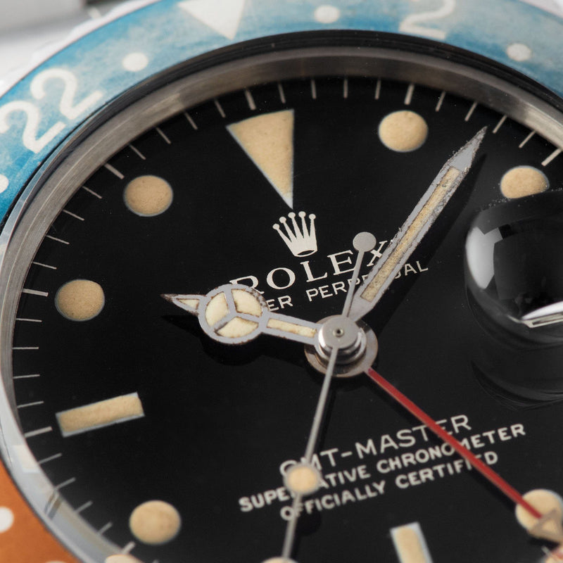 Rolex 1675 Gilt Dial GMT Master detail dial