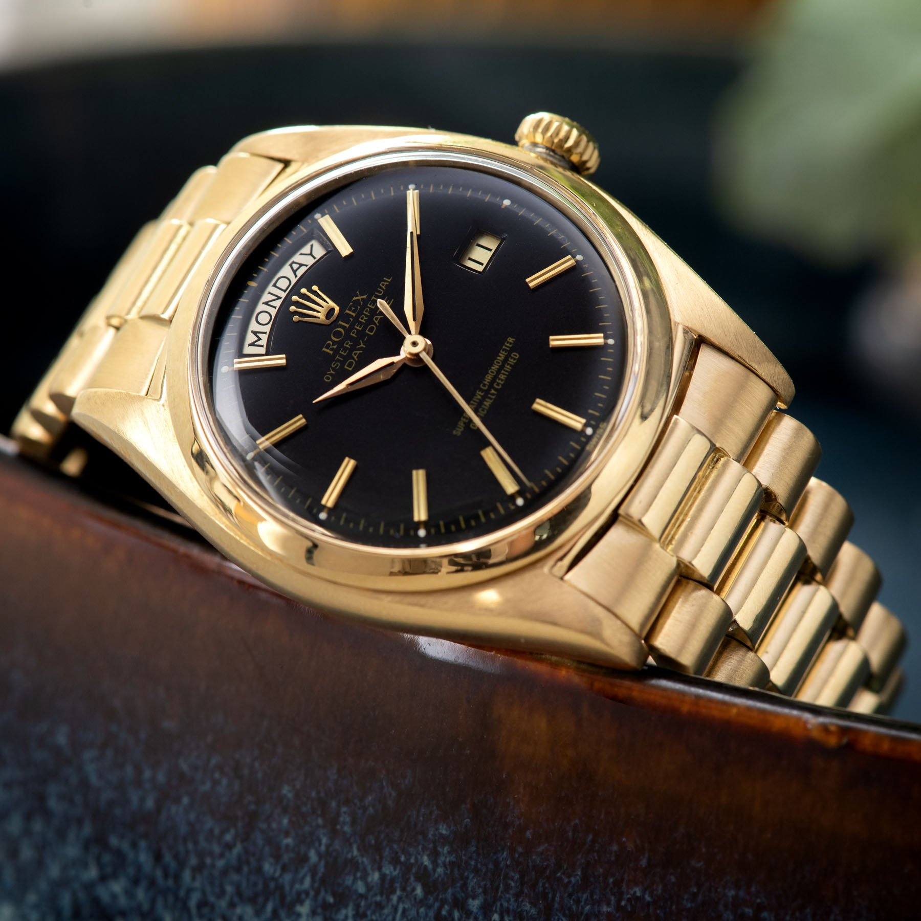 Rolex Day Date Yellow Gold Black Dial ref 1802