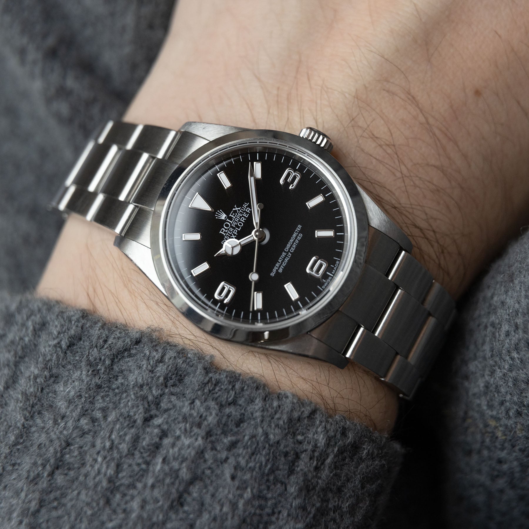Rolex Explorer  114270 Box and Papers