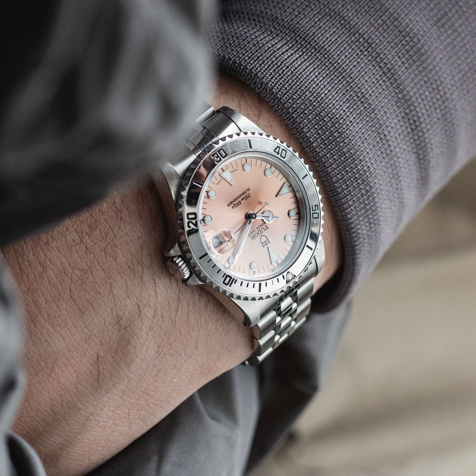 Tudor submariner best sale salmon dial