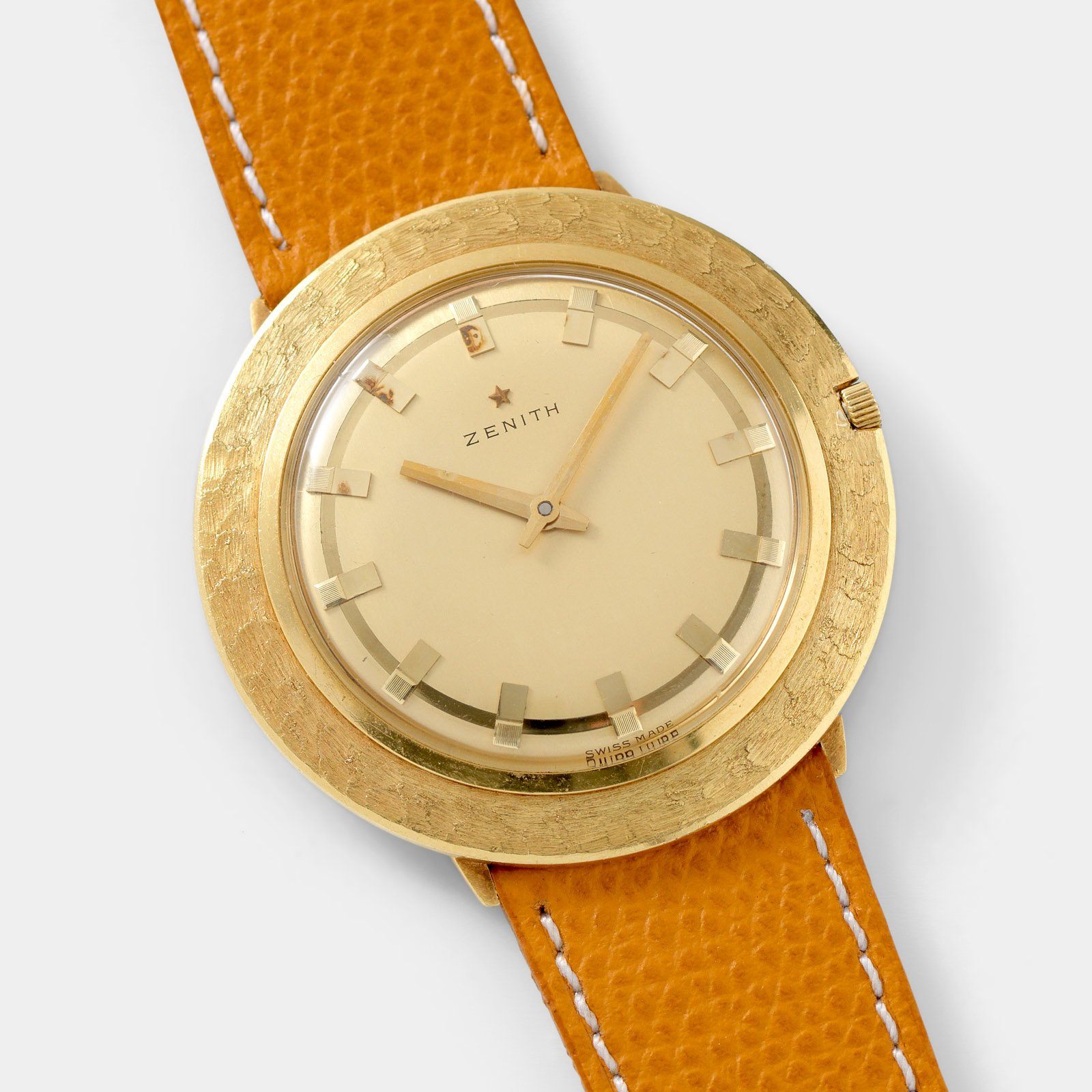 Zenith UFO 1950s Yellow Gold Large Case 40mm