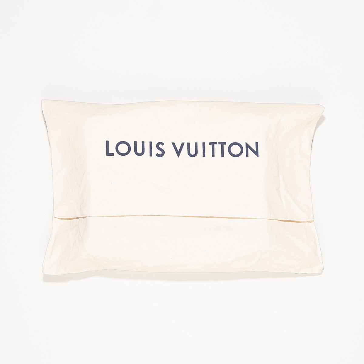 Louis Vuitton® Porte-documents Voyage PM Eclipse. Size in 2023