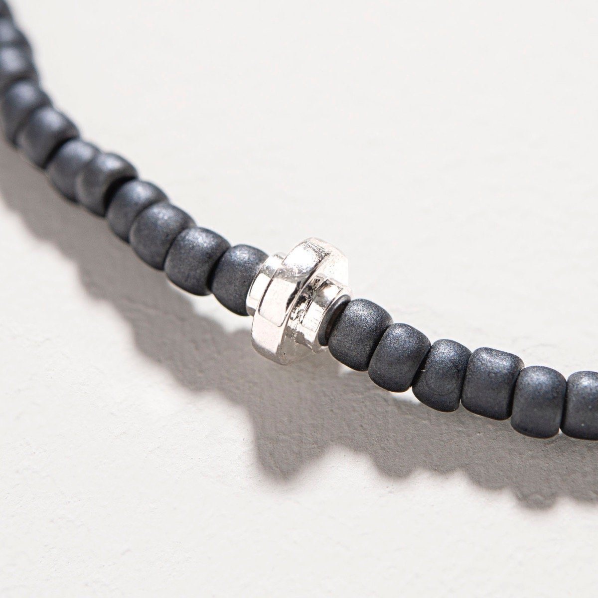 Oskar Gydell Toho Bracelet Deco Bead Silver - Dark Grey